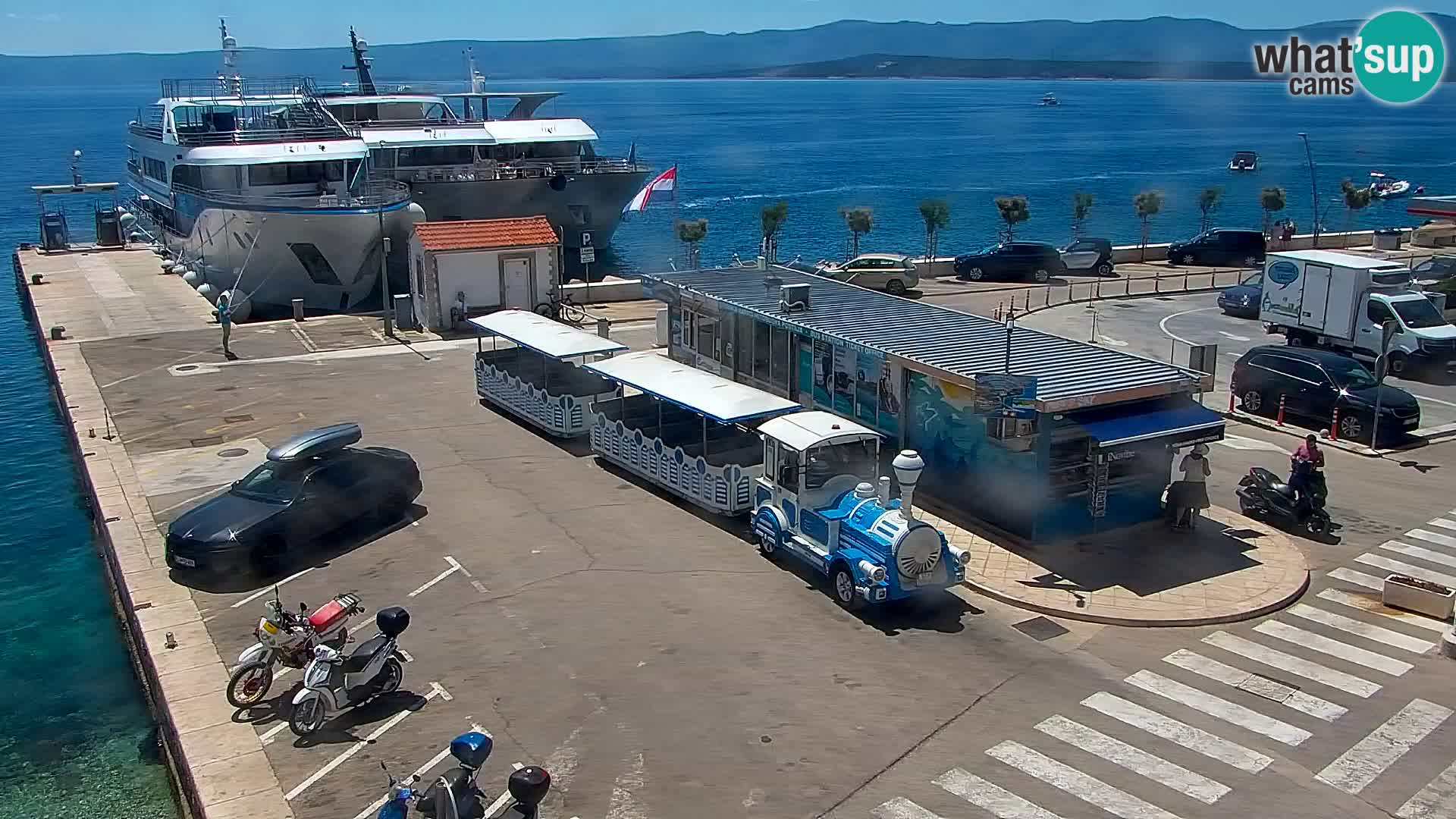 Webcam Bol Town Center & Marina – Live View from Bol, Brač