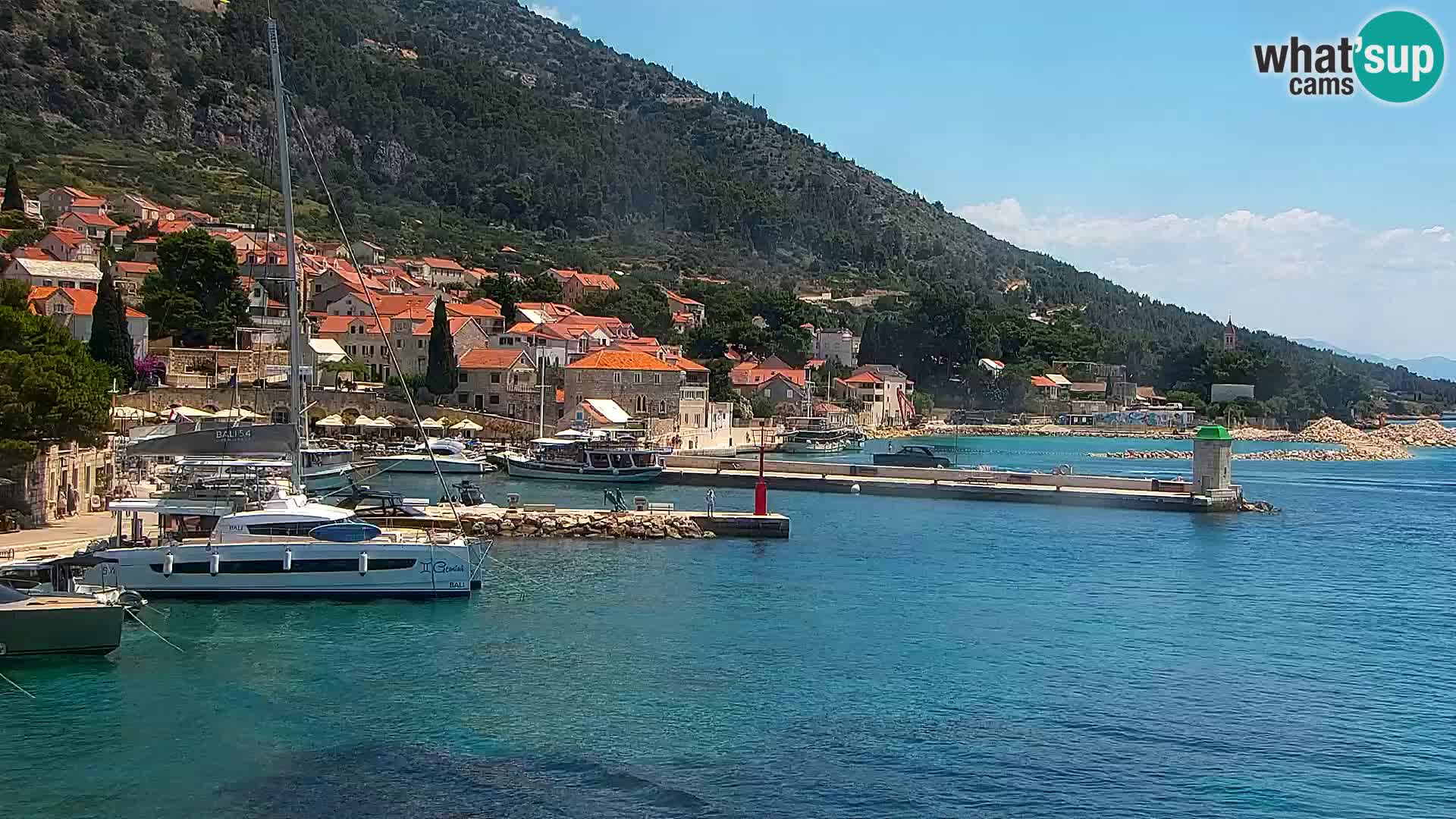 Webcam Bol Town Center & Marina – Live View from Bol, Brač