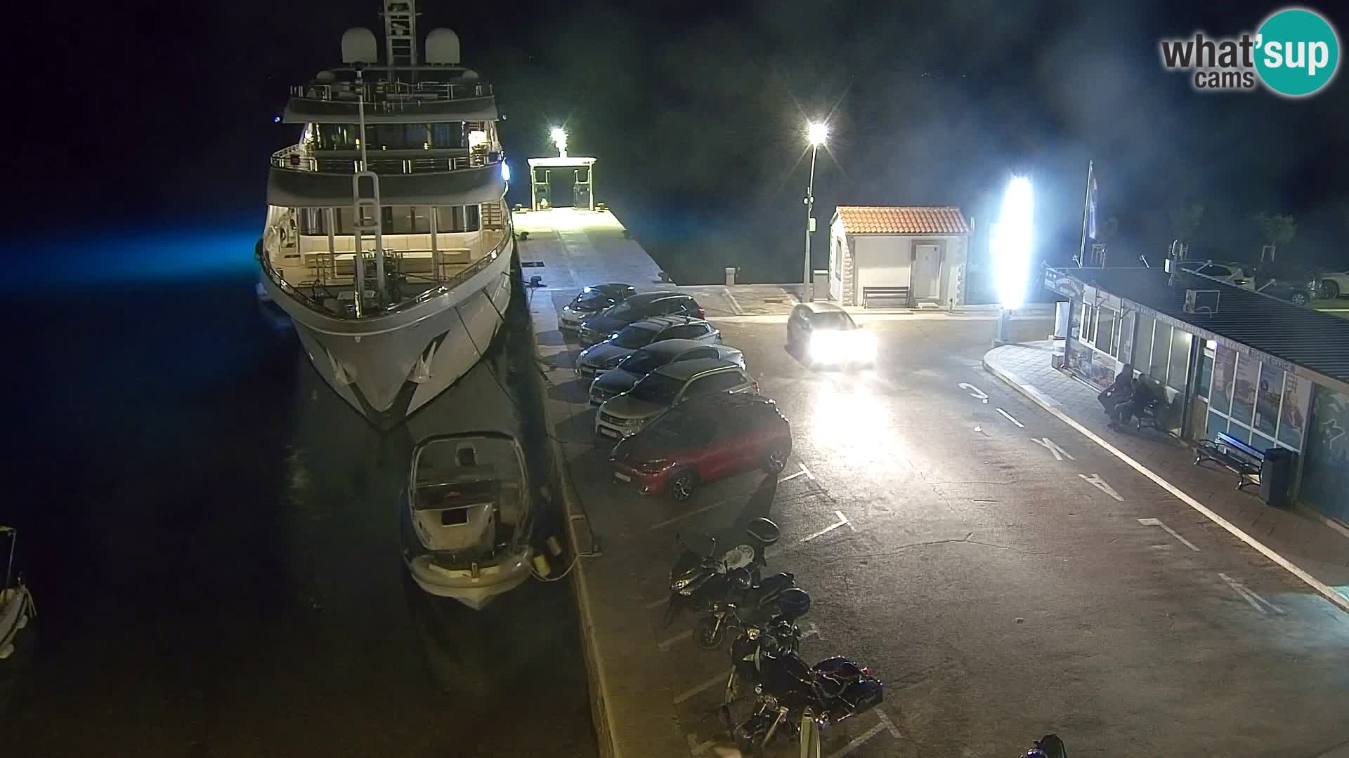 Webcam Bol Town Center & Marina – Live View from Bol, Brač