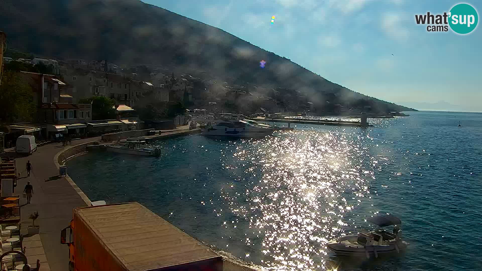 Webcam Bol Town Center & Marina – Live View from Bol, Brač