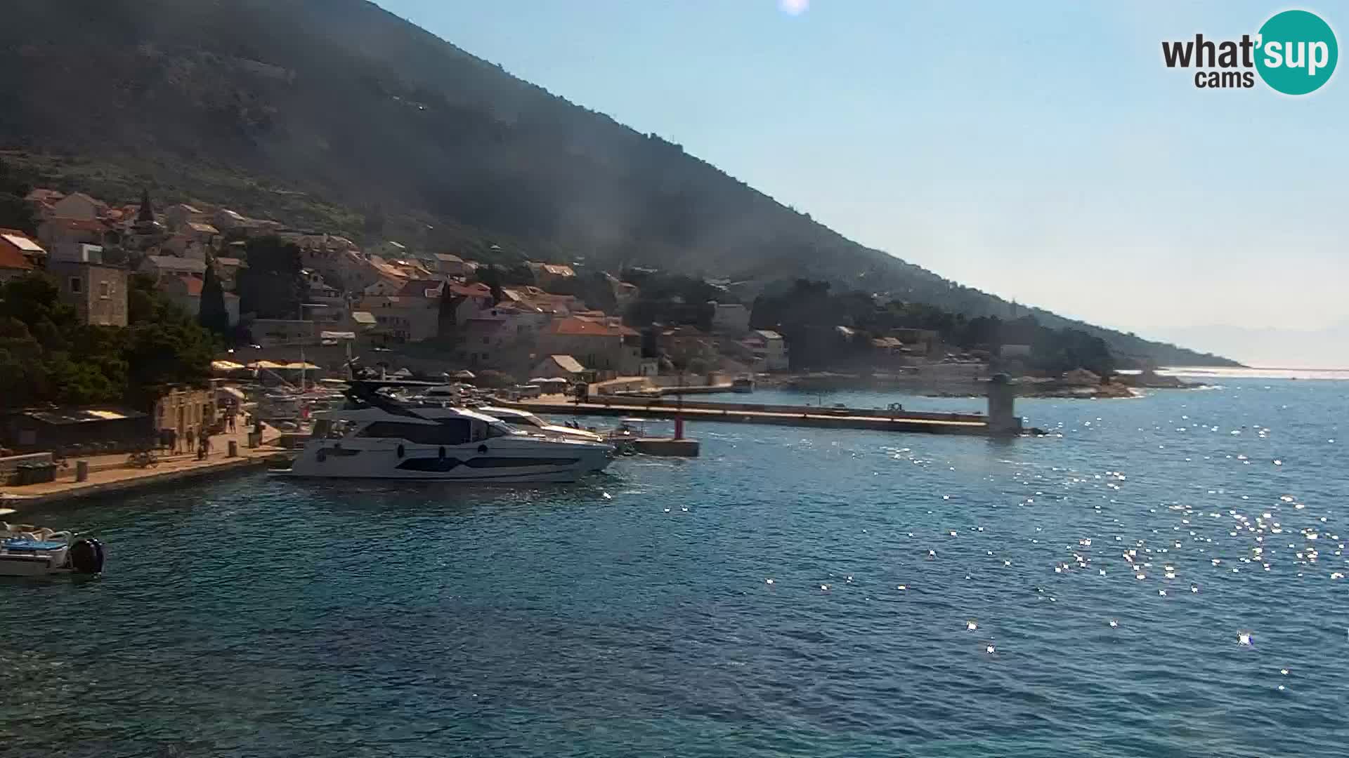 Webcam Bol Town Center & Marina – Live View from Bol, Brač