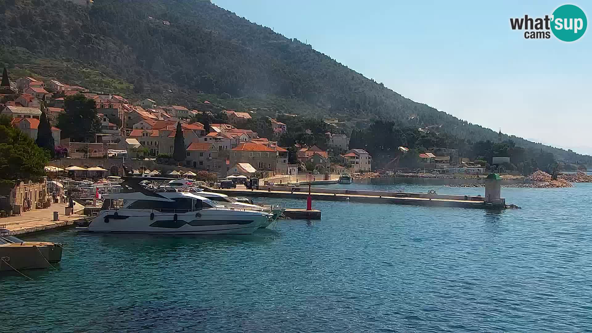 Webcam Bol Town Center & Marina – Live View from Bol, Brač