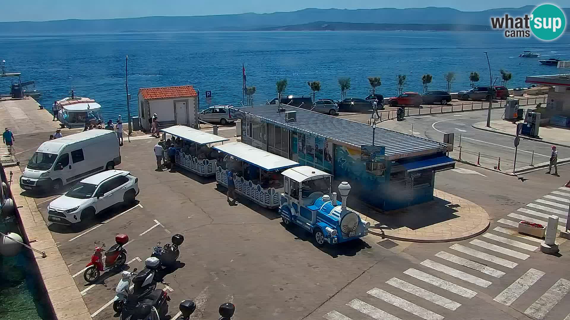 Webcam Bol Centro e Marina – Vista live dal porto di Bol