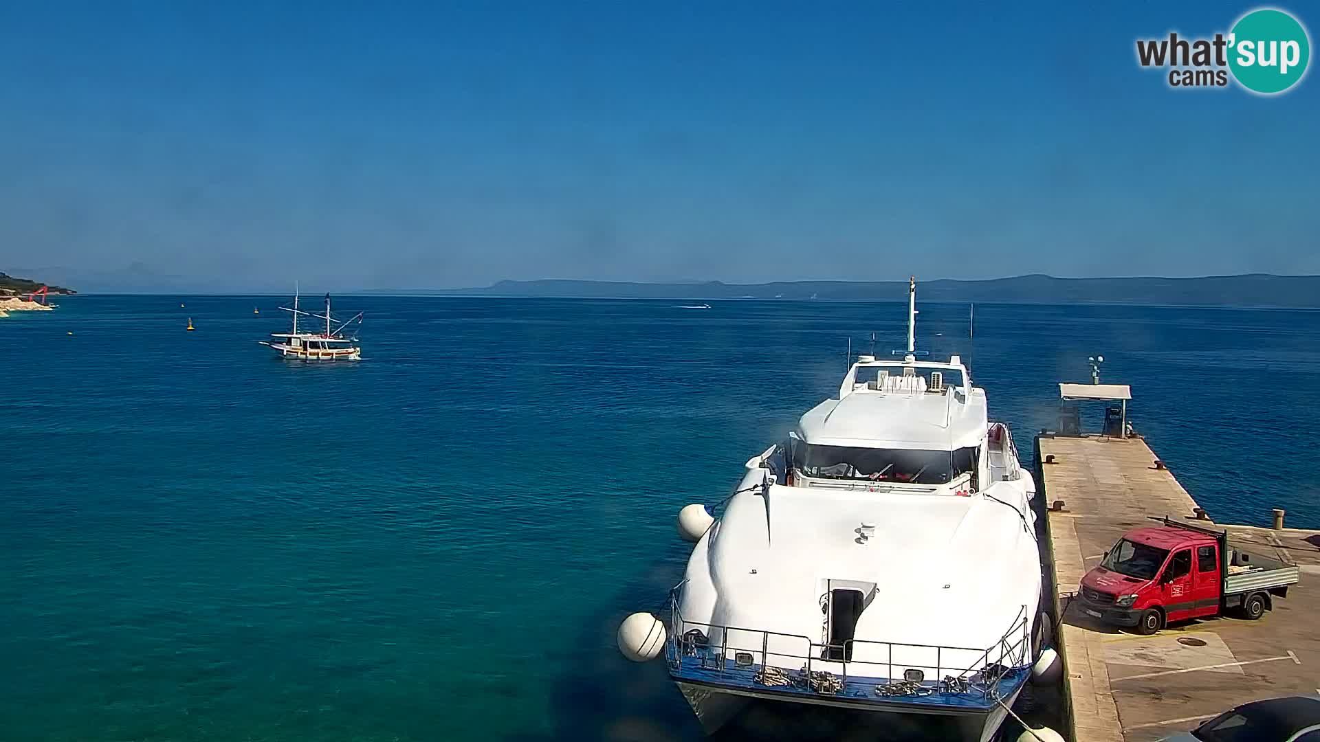 Webcam Bol Hafen & Ortszentrum – Liveblick aus Bol auf der Insel Brač
