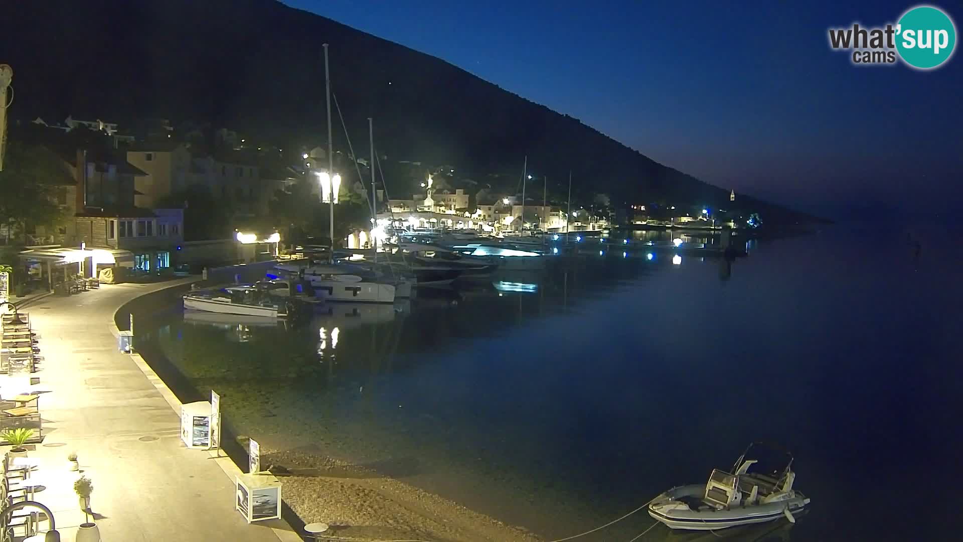 Webcam Bol Town Center & Marina – Live View from Bol, Brač