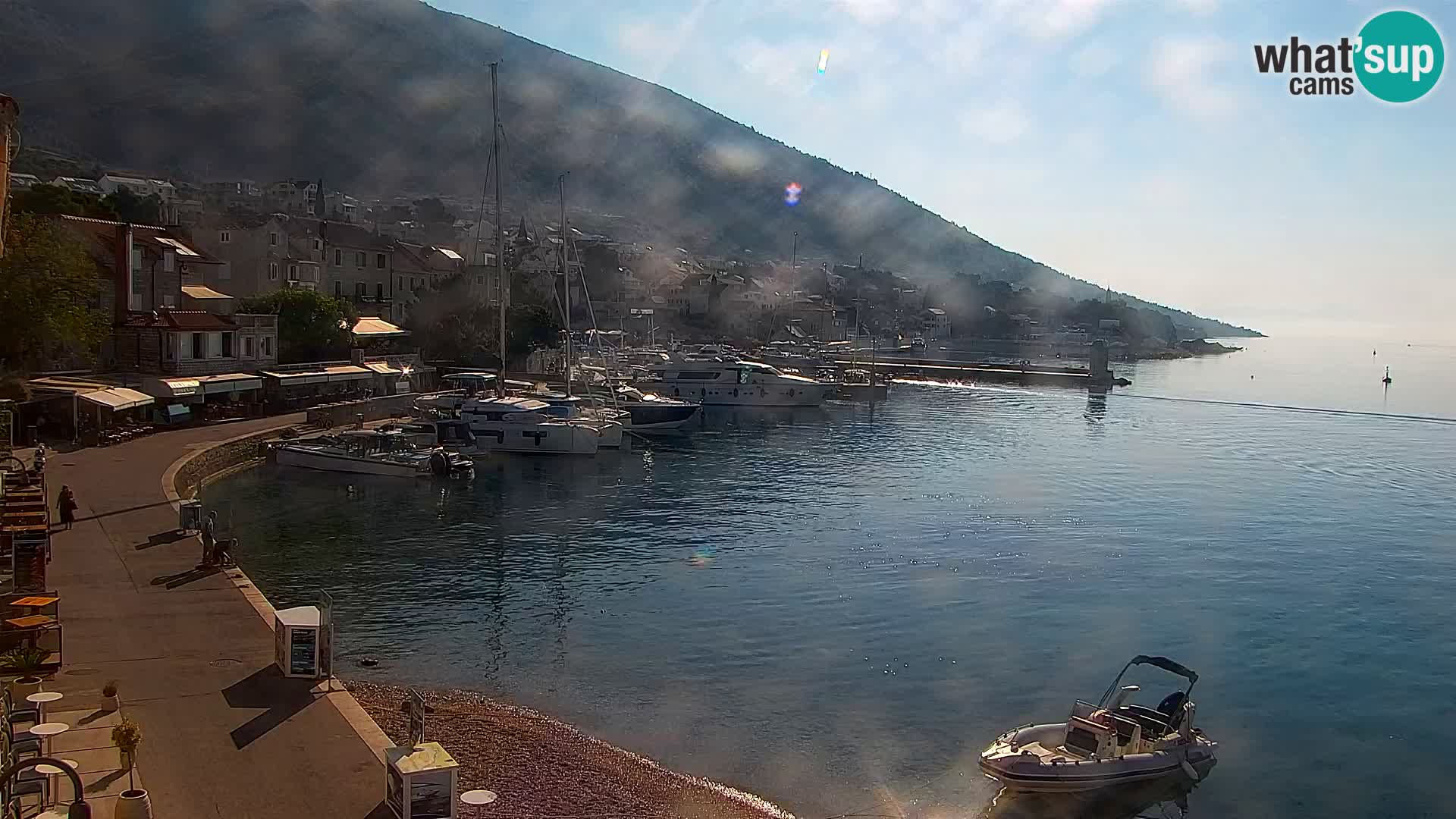 Webcam Bol Town Center & Marina – Live View from Bol, Brač