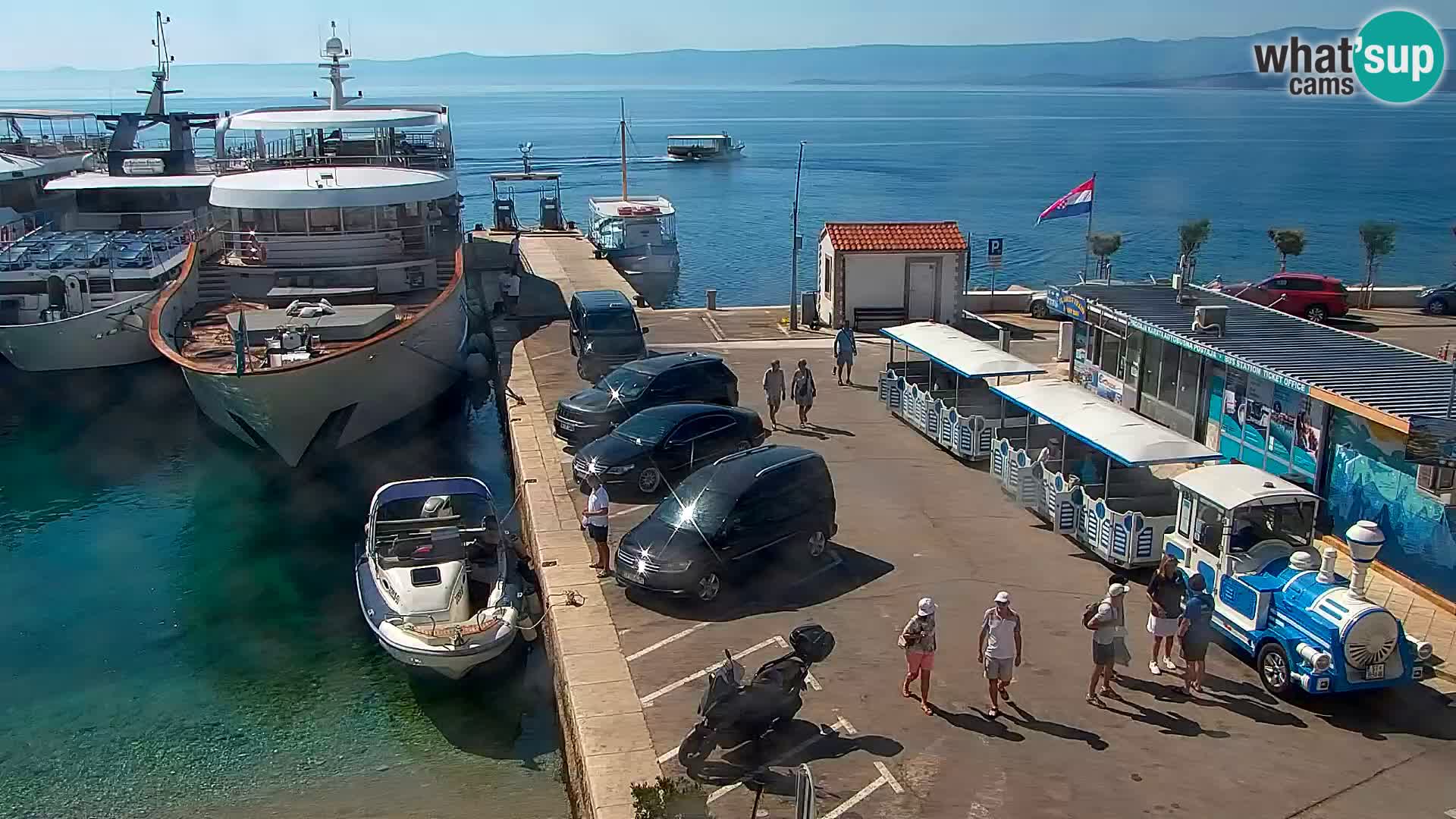 Webcam Bol Town Center & Marina – Live View from Bol, Brač