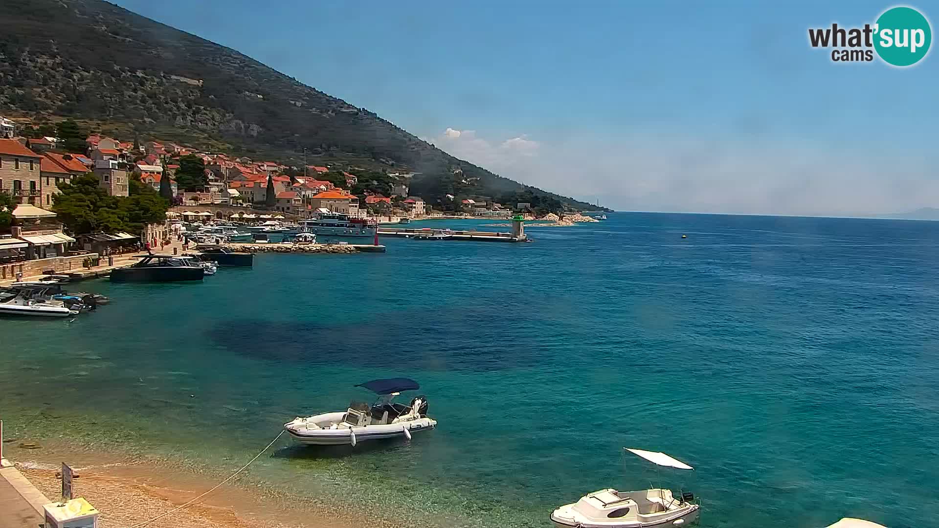Webcam Bol Hafen & Ortszentrum – Liveblick aus Bol auf der Insel Brač