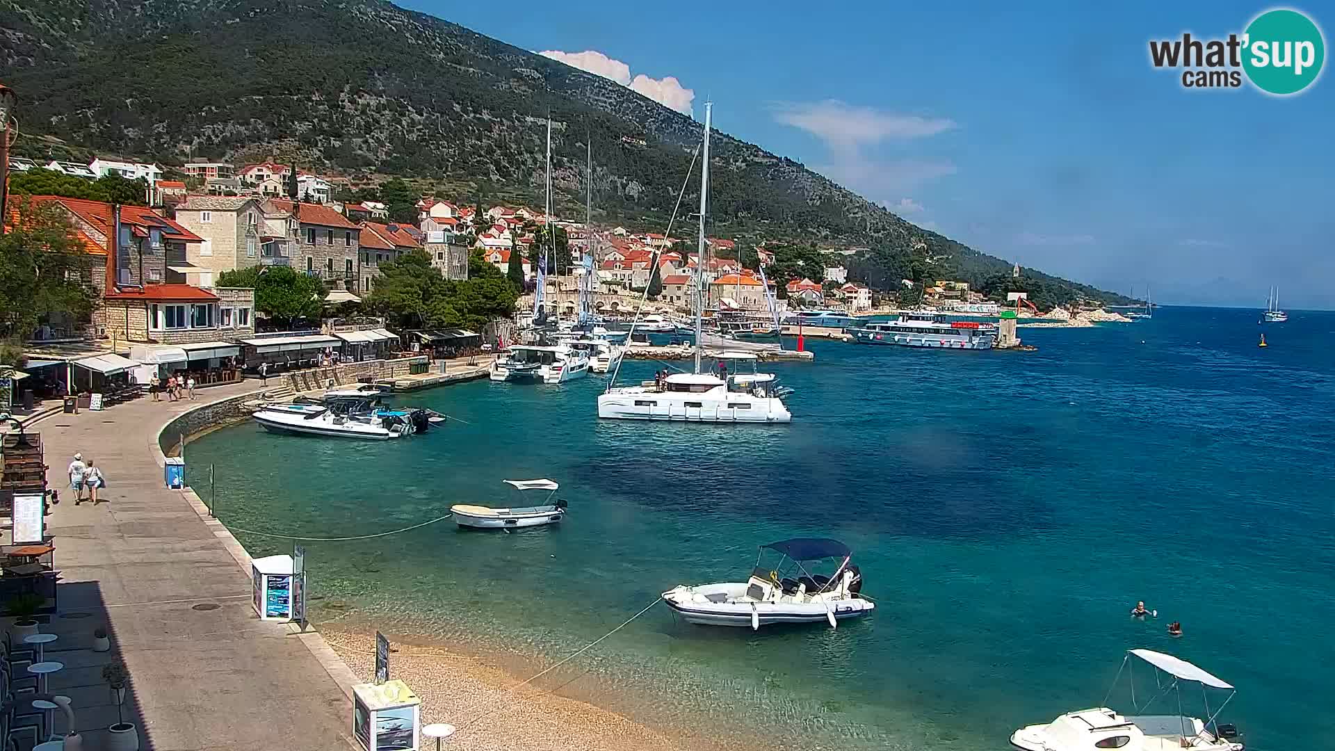 Webcam Bol Town Center & Marina – Live View from Bol, Brač