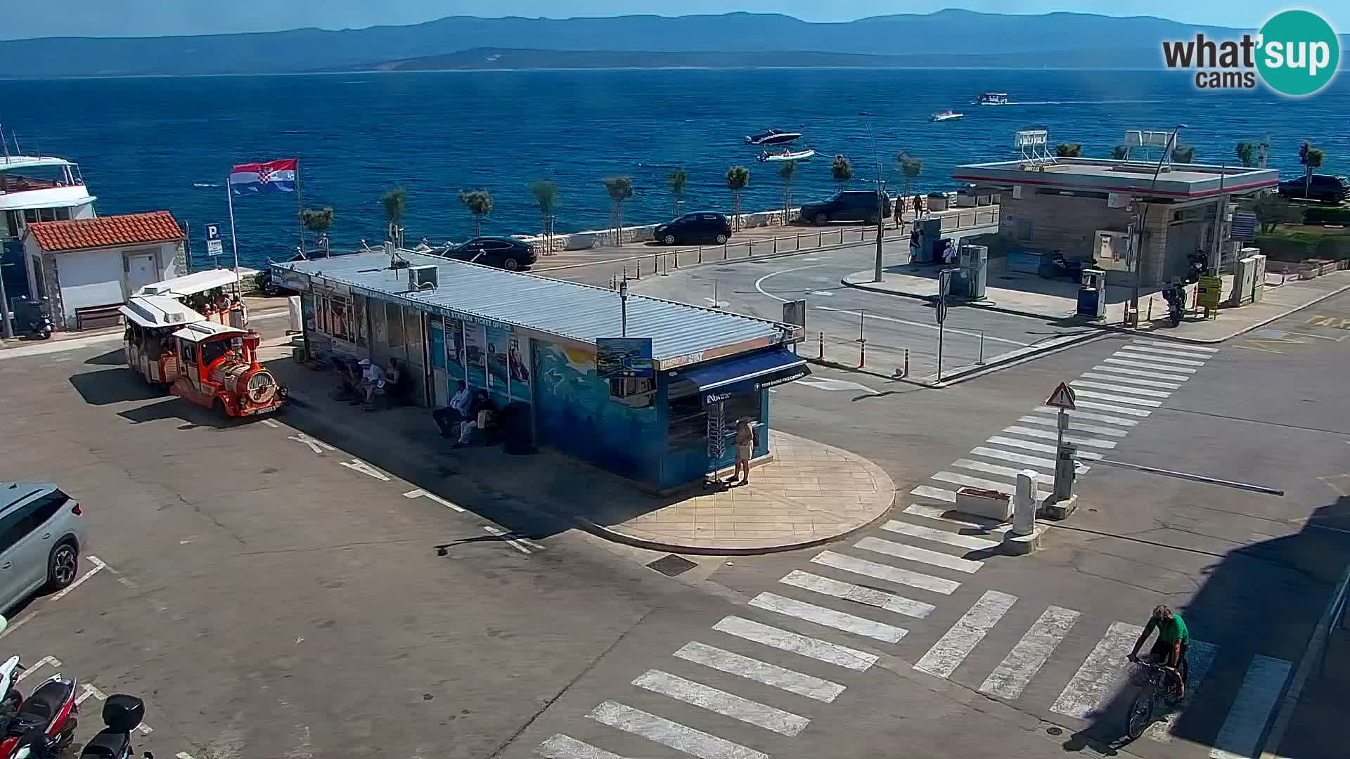 Webcam Bol Centro e Marina – Vista live dal porto di Bol