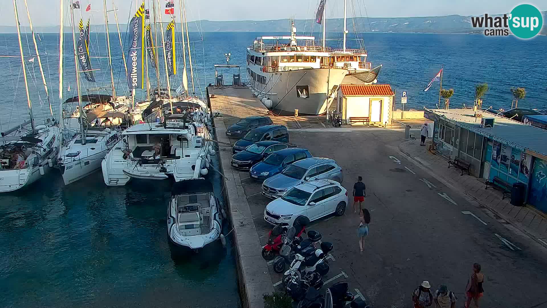 Webcam Bol Centre-Ville & Marina – Vue en direct depuis Bol, île de Brač