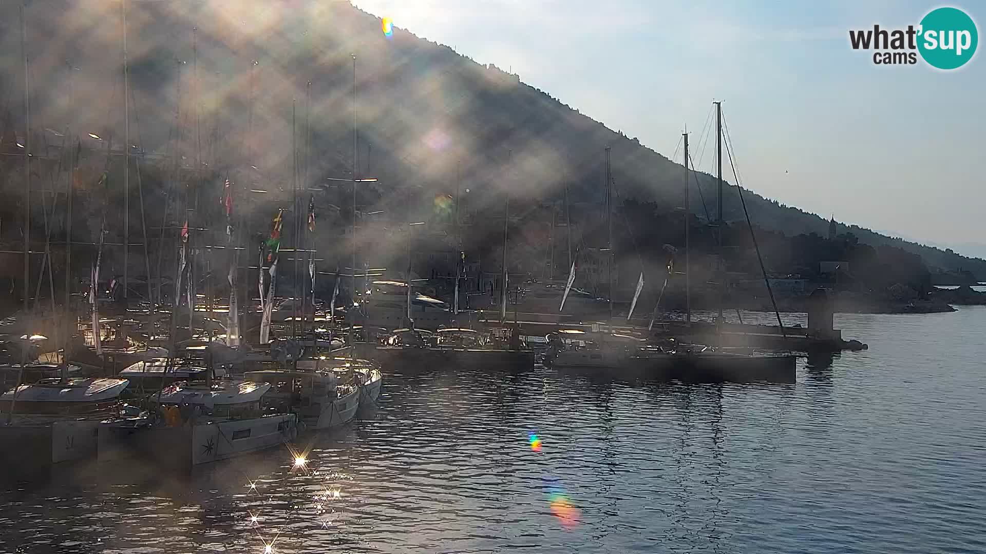 Webcam Bol Town Center & Marina – Live View from Bol, Brač
