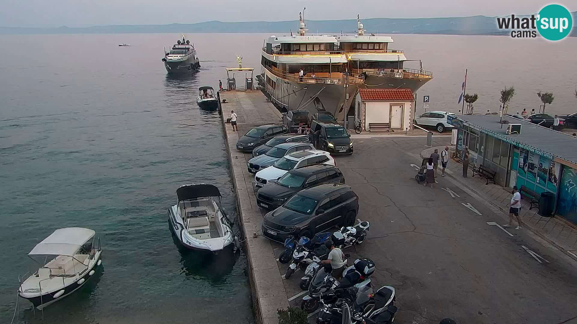 Webcam Bol Centre-Ville & Marina – Vue en direct depuis Bol, île de Brač
