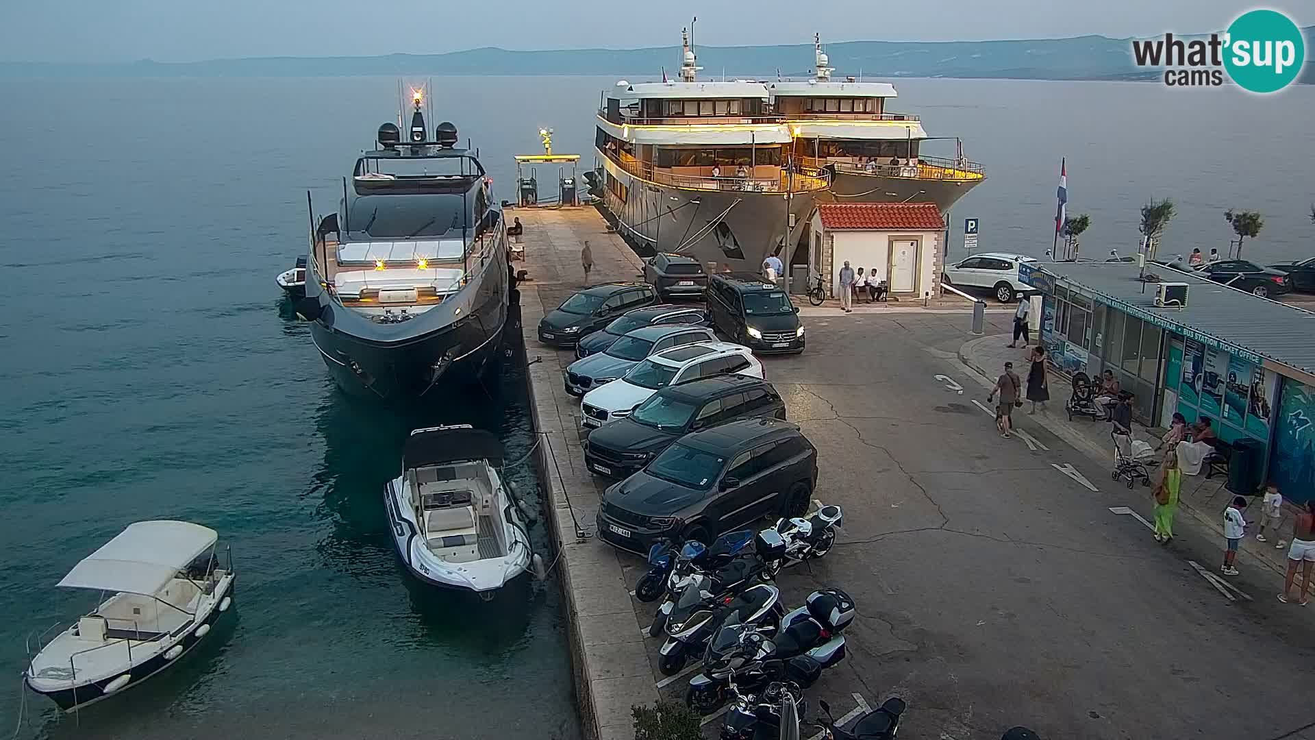 Webcam Bol Centre-Ville & Marina – Vue en direct depuis Bol, île de Brač