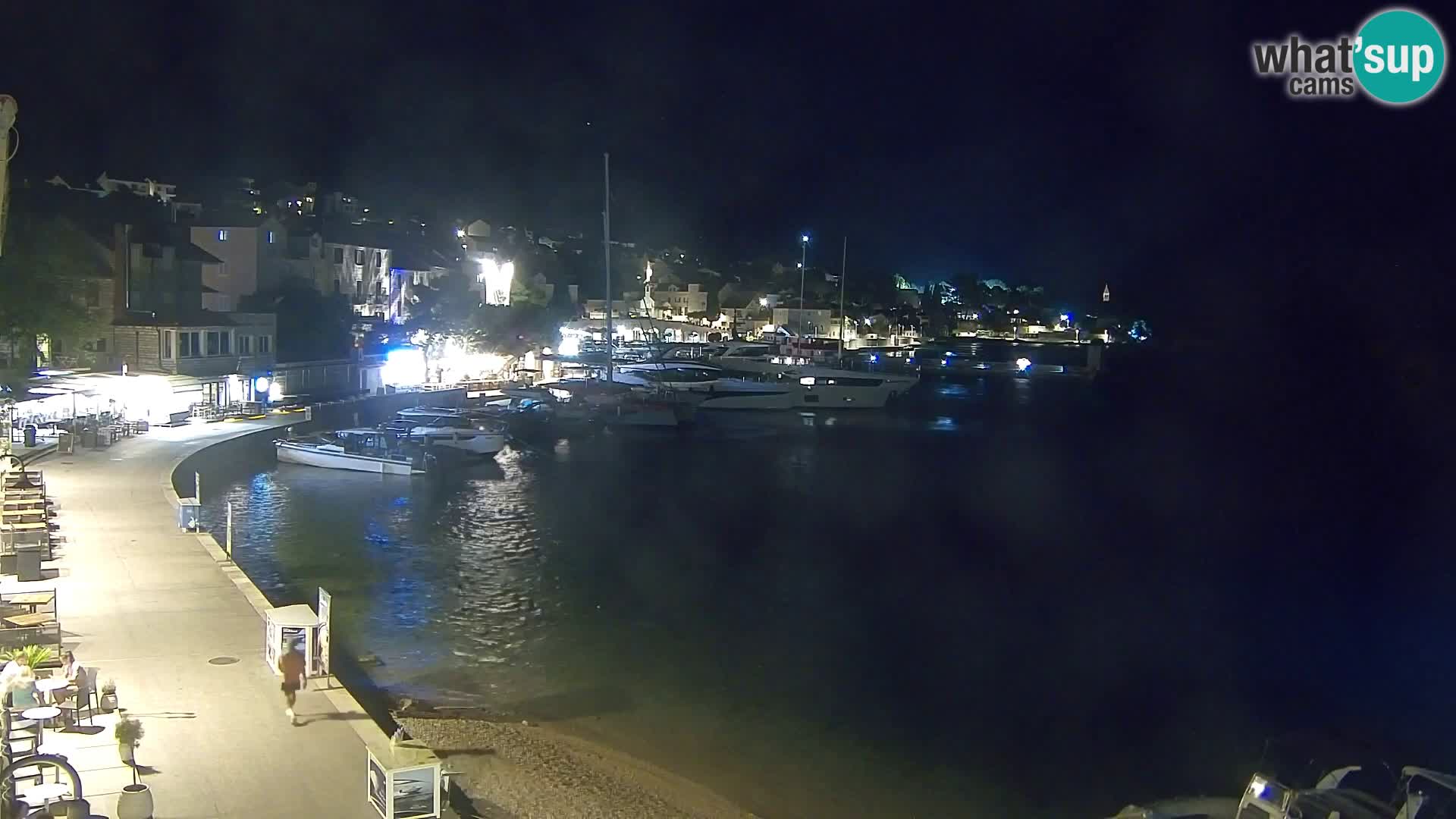 Webcam Bol Centro e Marina – Vista live dal porto di Bol