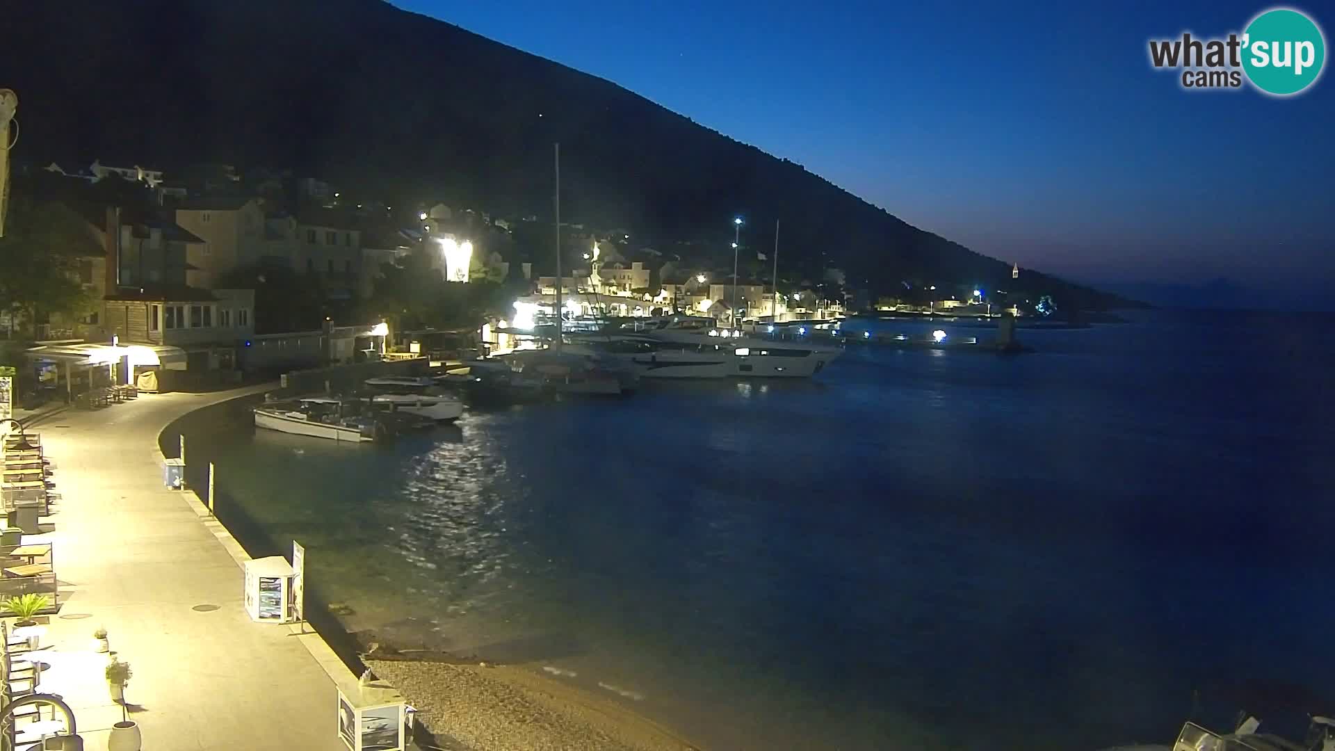 Webcam Bol Town Center & Marina – Live View from Bol, Brač