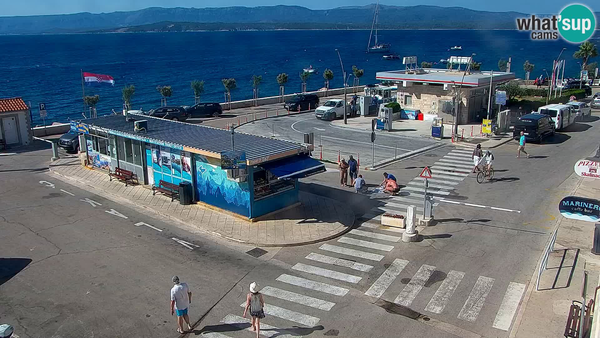 Webcam Bol Hafen & Ortszentrum – Liveblick aus Bol auf der Insel Brač