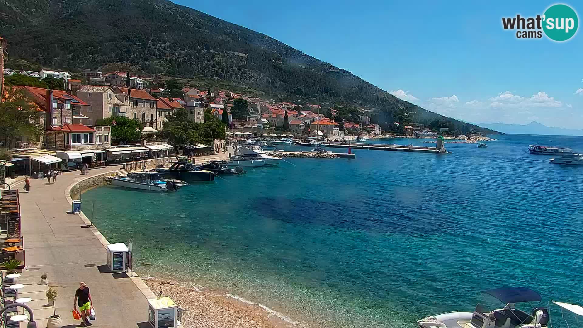 Webcam Bol Centro e Marina – Vista live dal porto di Bol