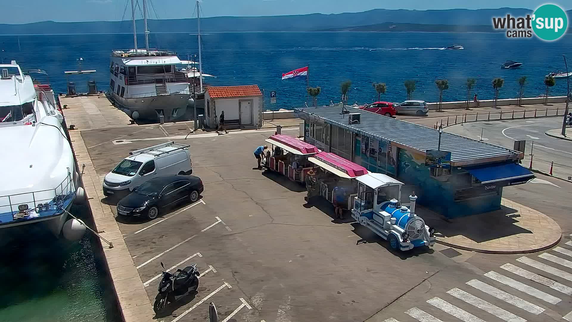 Webcam Bol Centro e Marina – Vista live dal porto di Bol