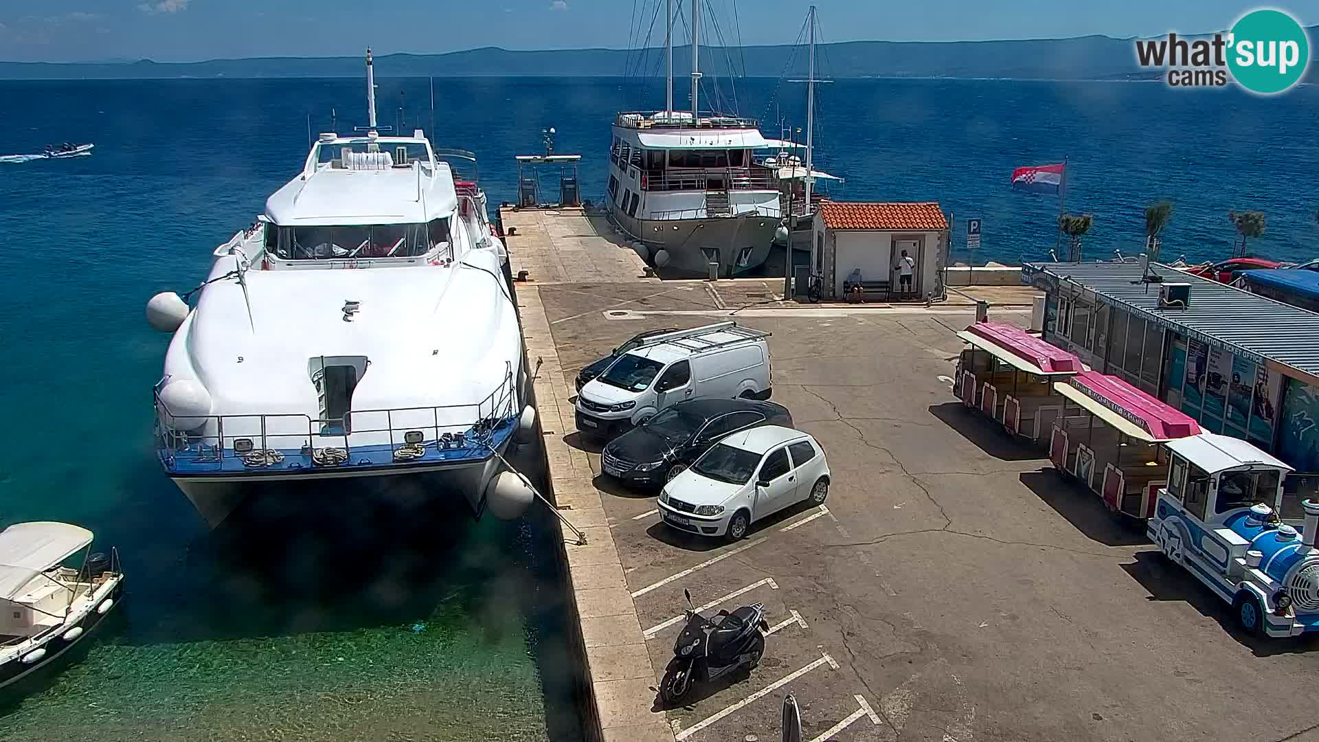 Webcam Bol Hafen & Ortszentrum – Liveblick aus Bol auf der Insel Brač