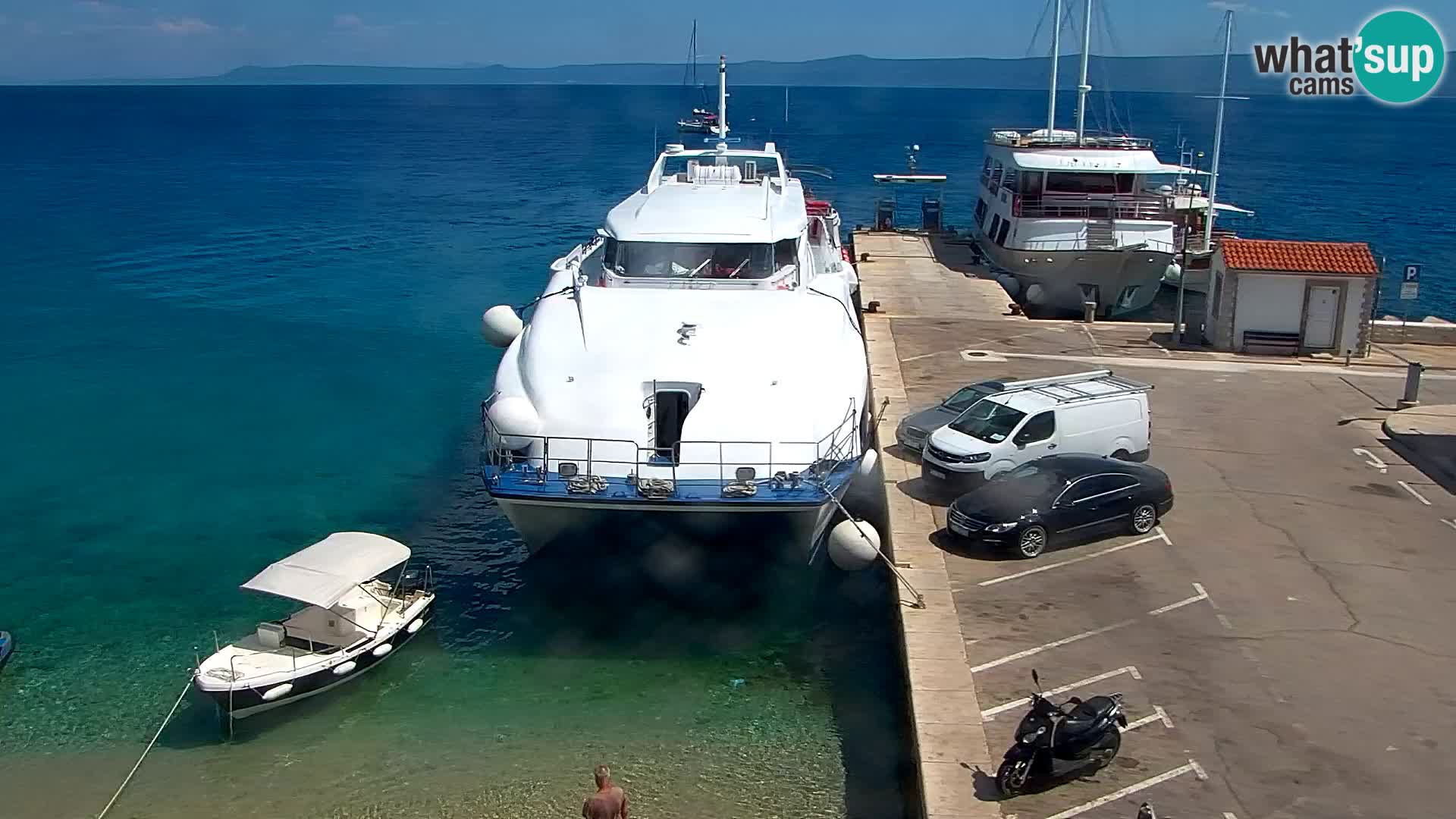 Webcam Bol Town Center & Marina – Live View from Bol, Brač