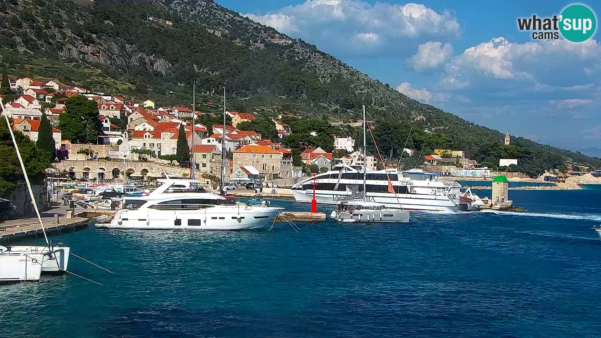 Webcam Bol Town Center & Marina – Live View from Bol, Brač