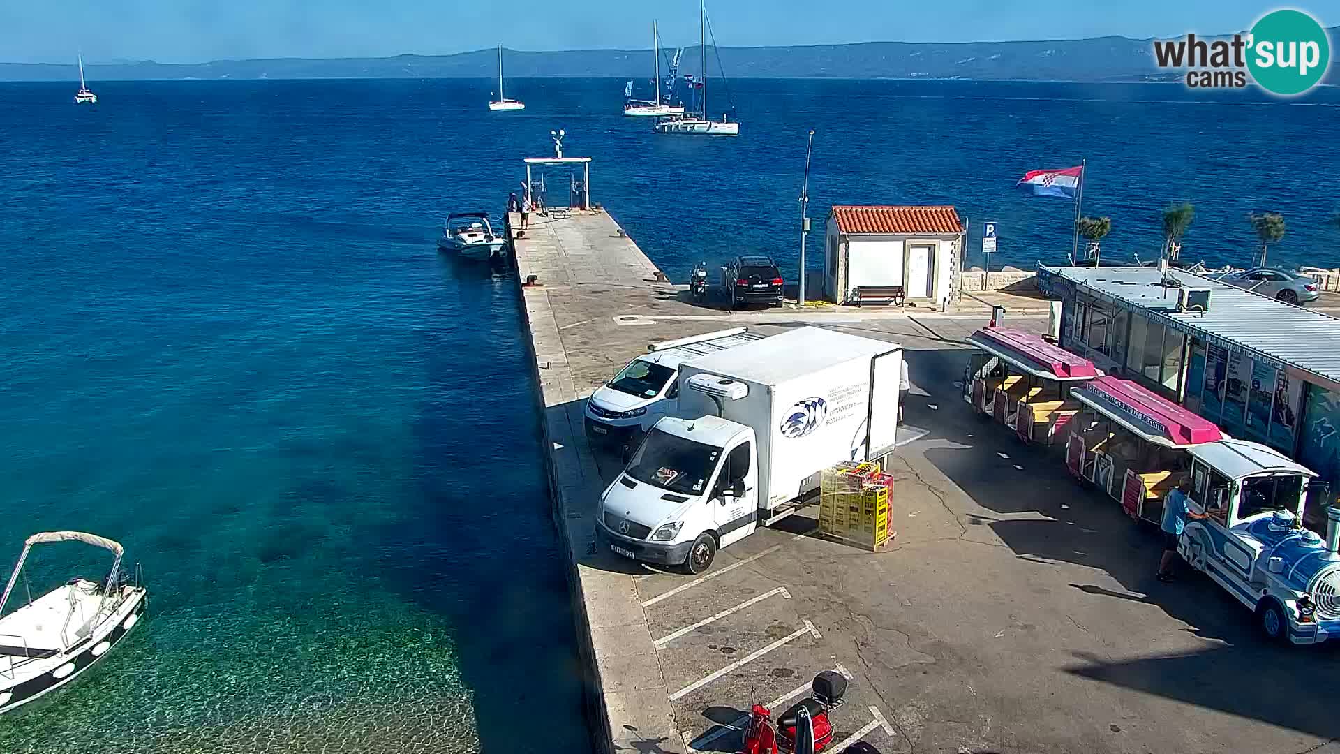 Webcam Bol Centre-Ville & Marina – Vue en direct depuis Bol, île de Brač