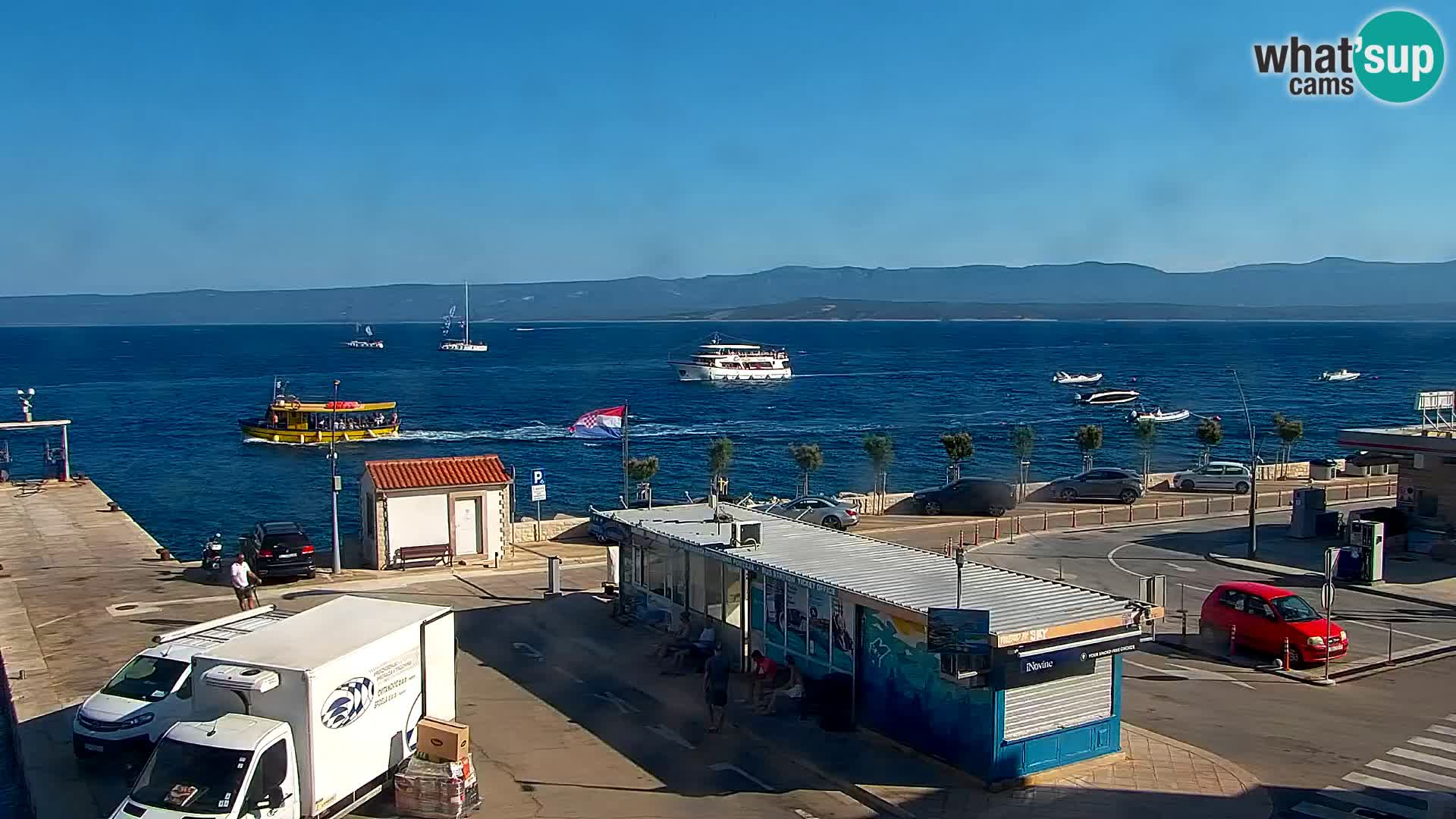 Webcam Bol Town Center & Marina – Live View from Bol, Brač