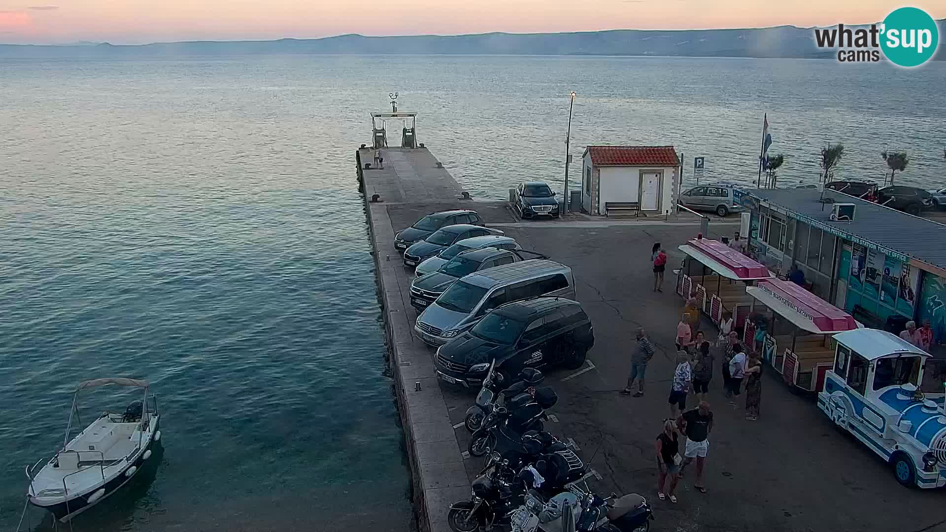 Webcam Bol Town Center & Marina – Live View from Bol, Brač
