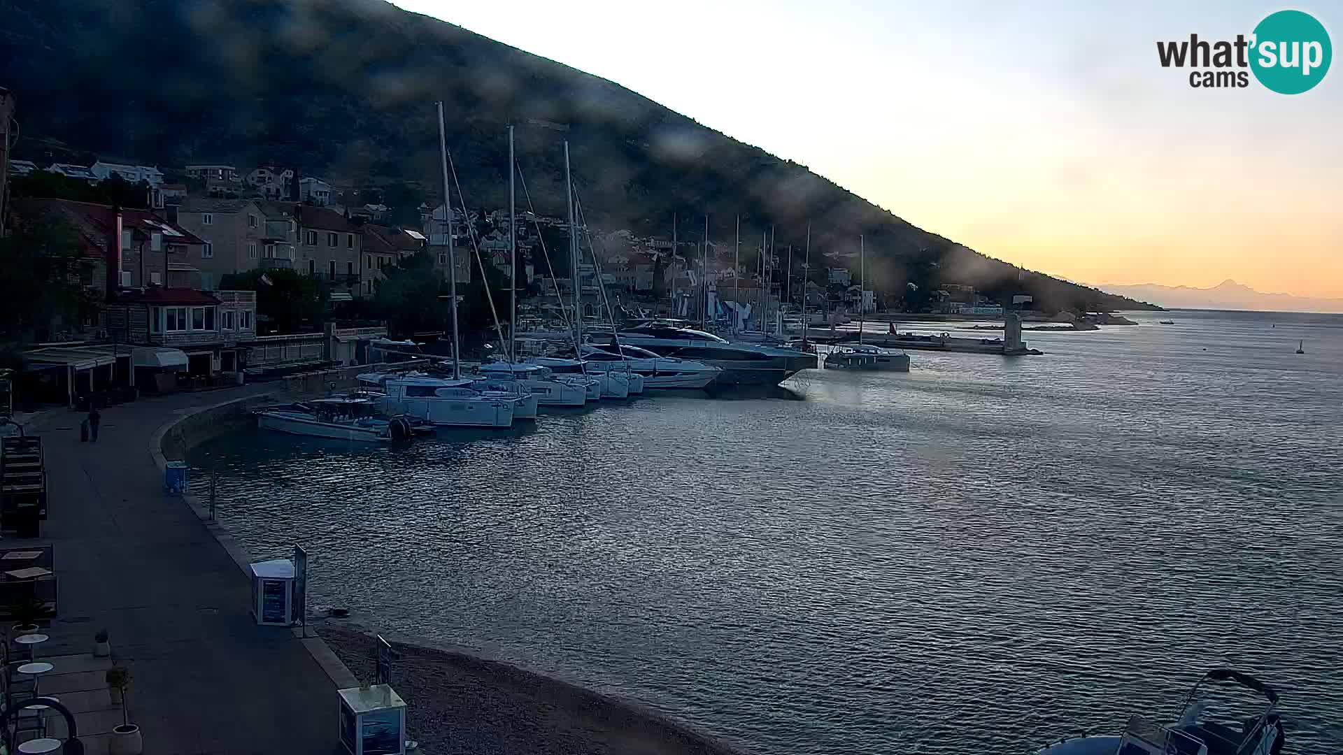 Webcam Bol Town Center & Marina – Live View from Bol, Brač