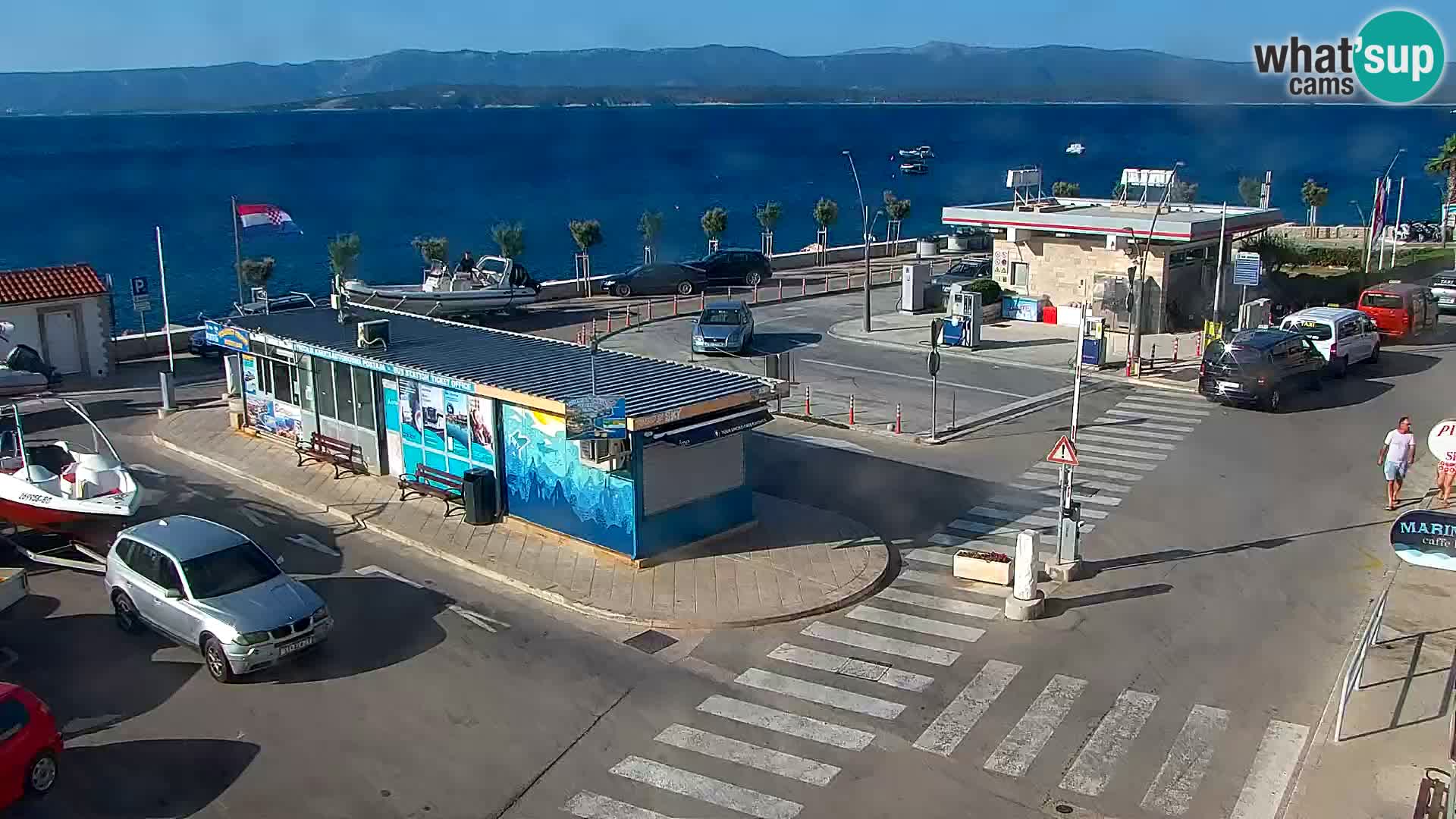 Webcam Bol Hafen & Ortszentrum – Liveblick aus Bol auf der Insel Brač