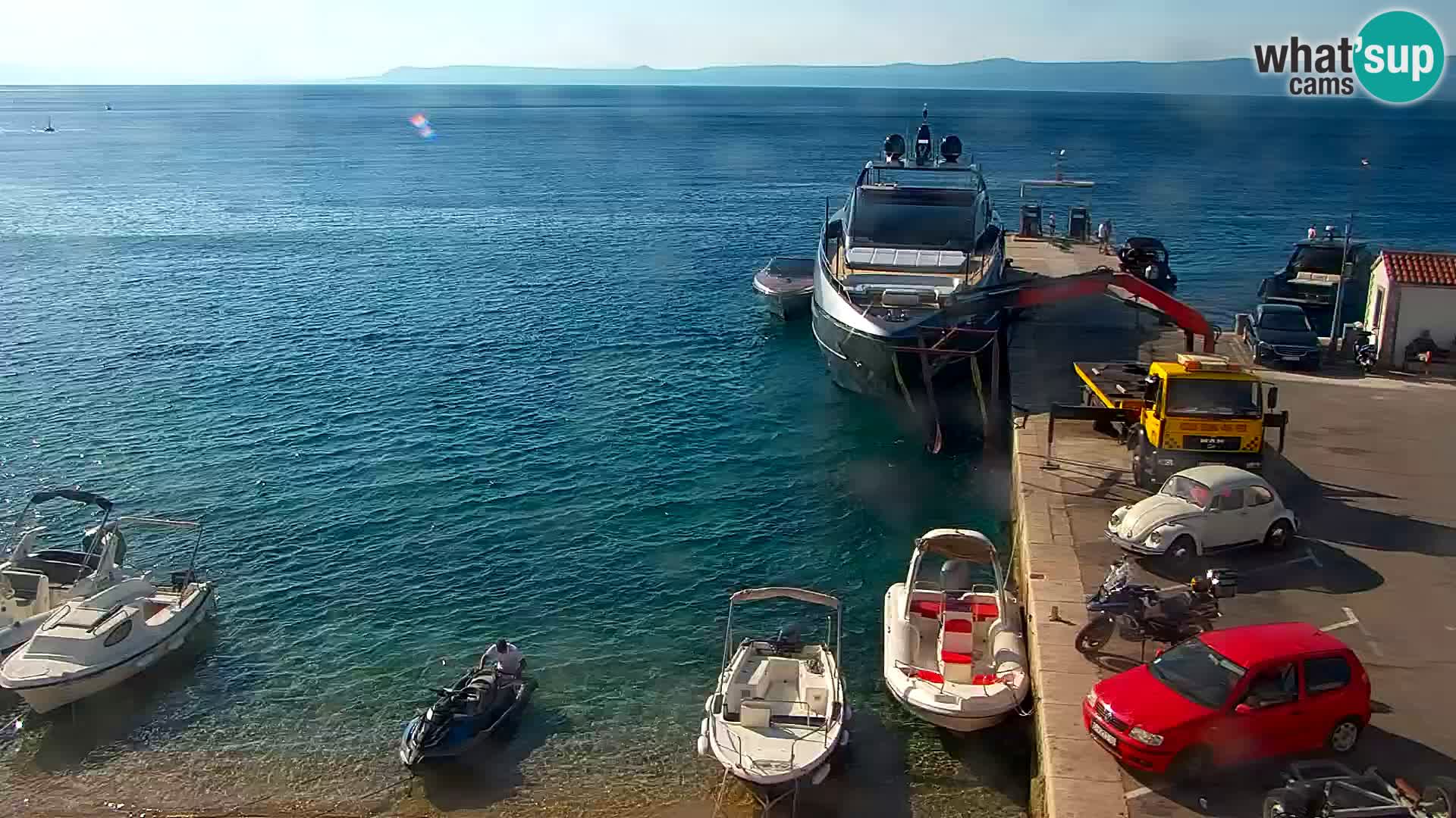 Webcam Bol Town Center & Marina – Live View from Bol, Brač