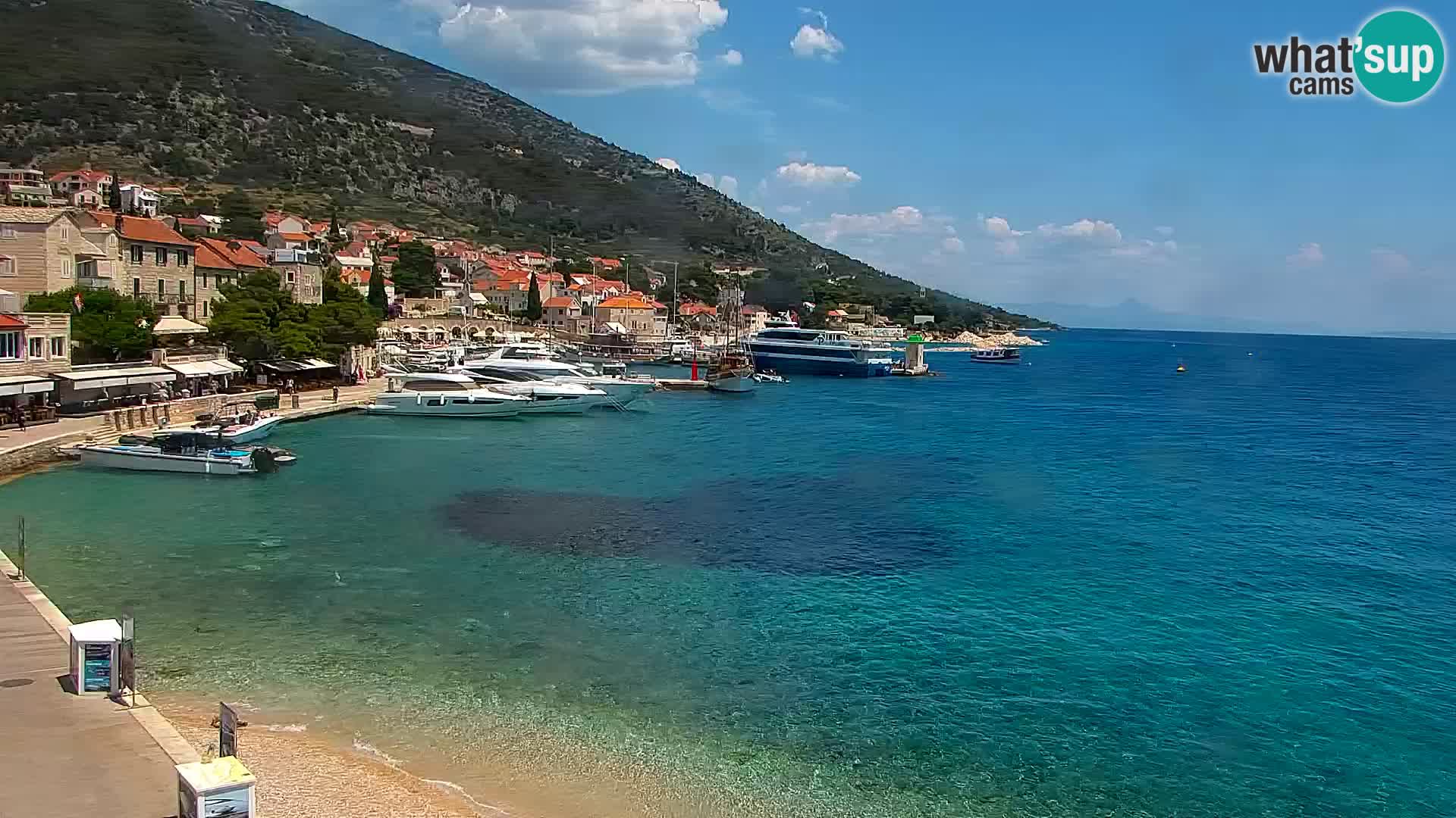 Webcam Bol Town Center & Marina – Live View from Bol, Brač
