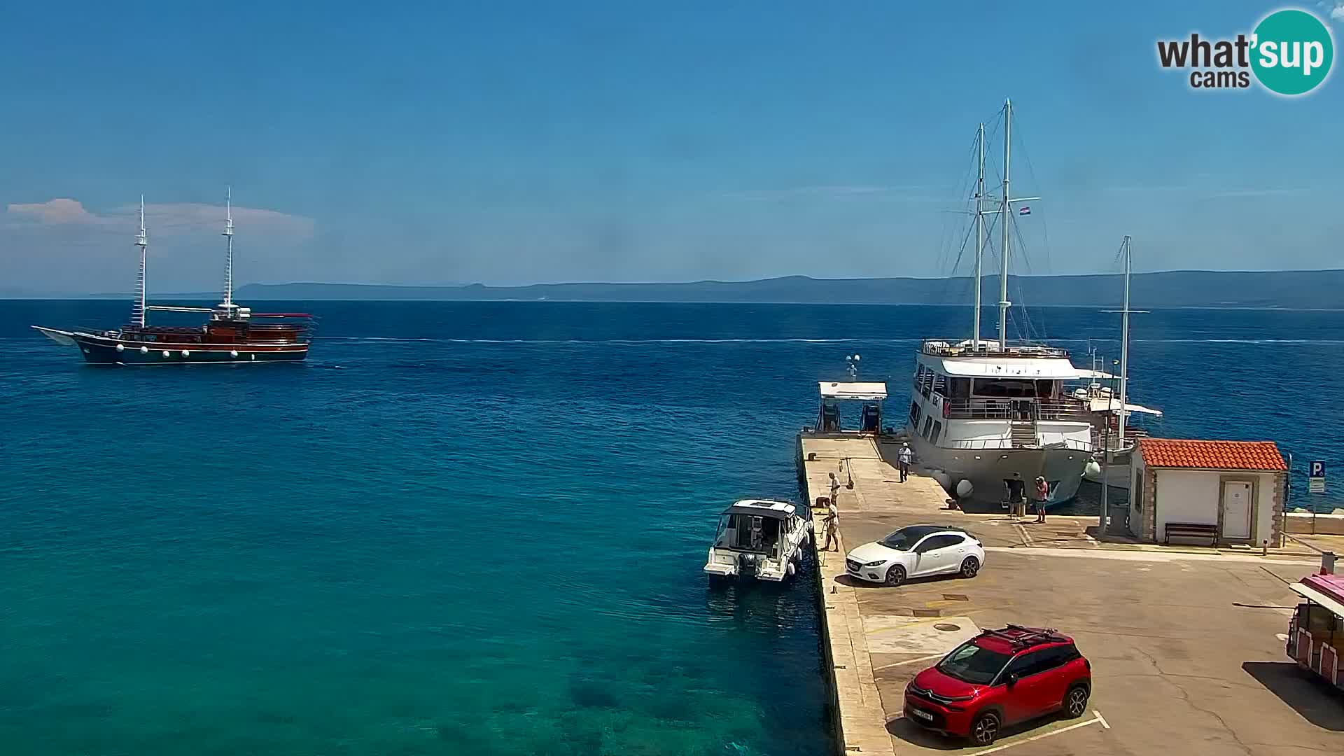 Webcam Bol Hafen & Ortszentrum – Liveblick aus Bol auf der Insel Brač