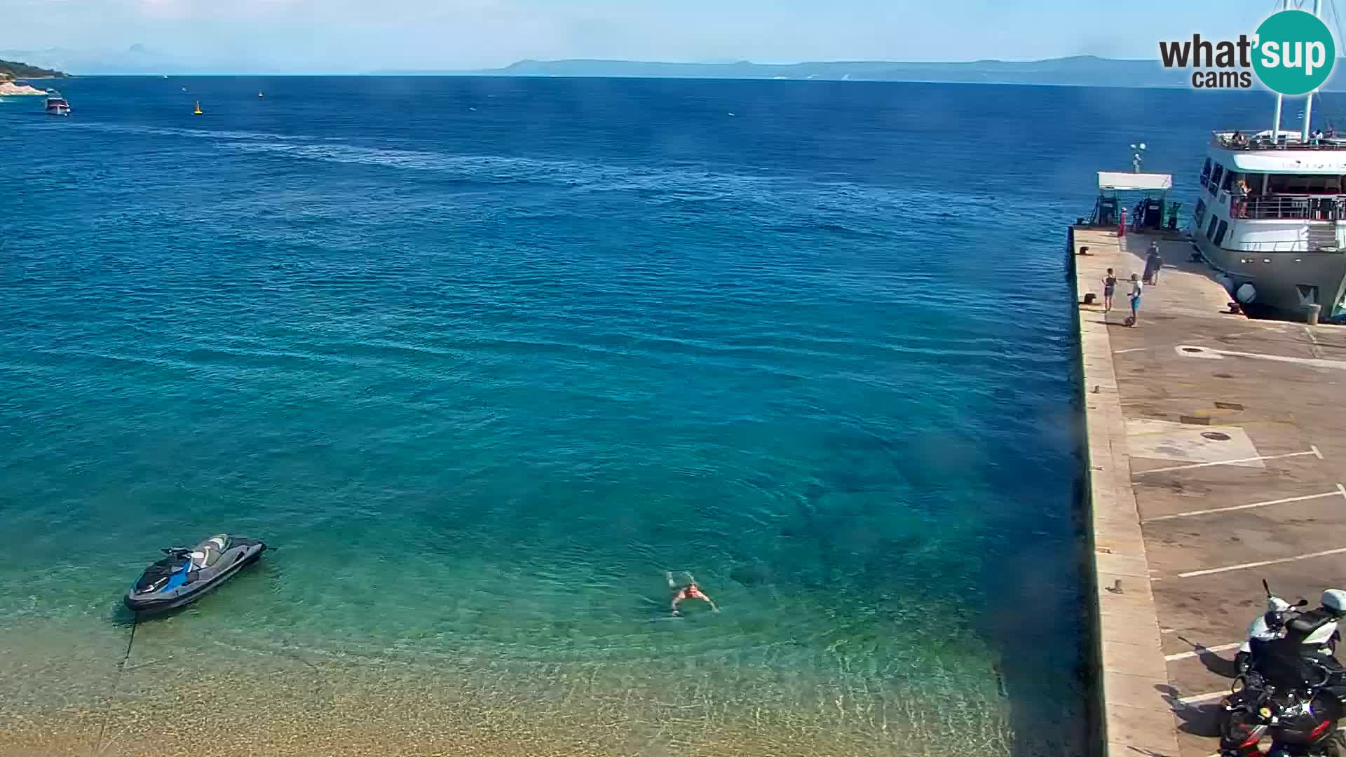 Webcam Bol Hafen & Ortszentrum – Liveblick aus Bol auf der Insel Brač