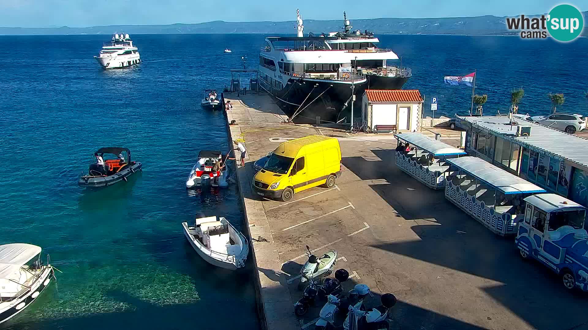 Webcam Bol centre-ville & marina – Vue en direct depuis Bol, île de Brač