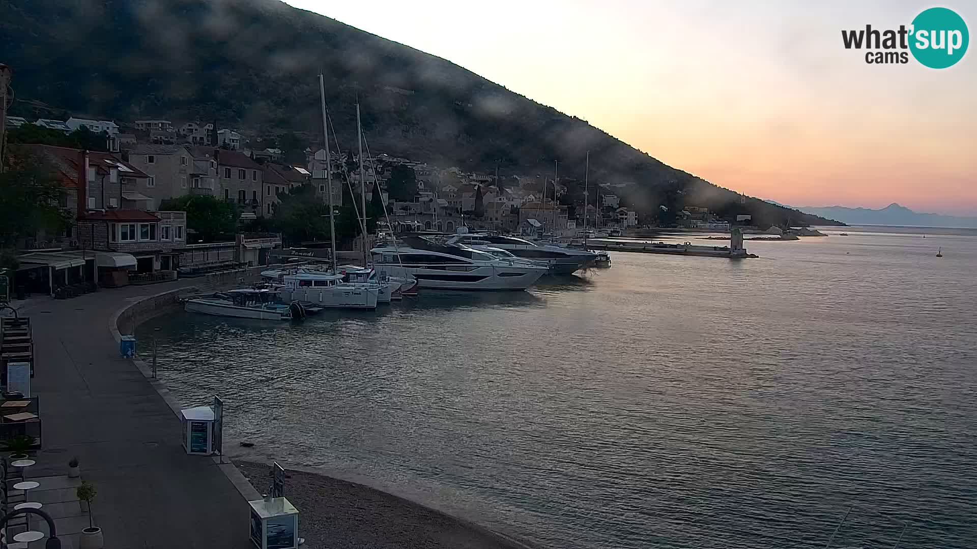 Webcam Bol Centre-Ville & Marina – Vue en direct depuis Bol, île de Brač