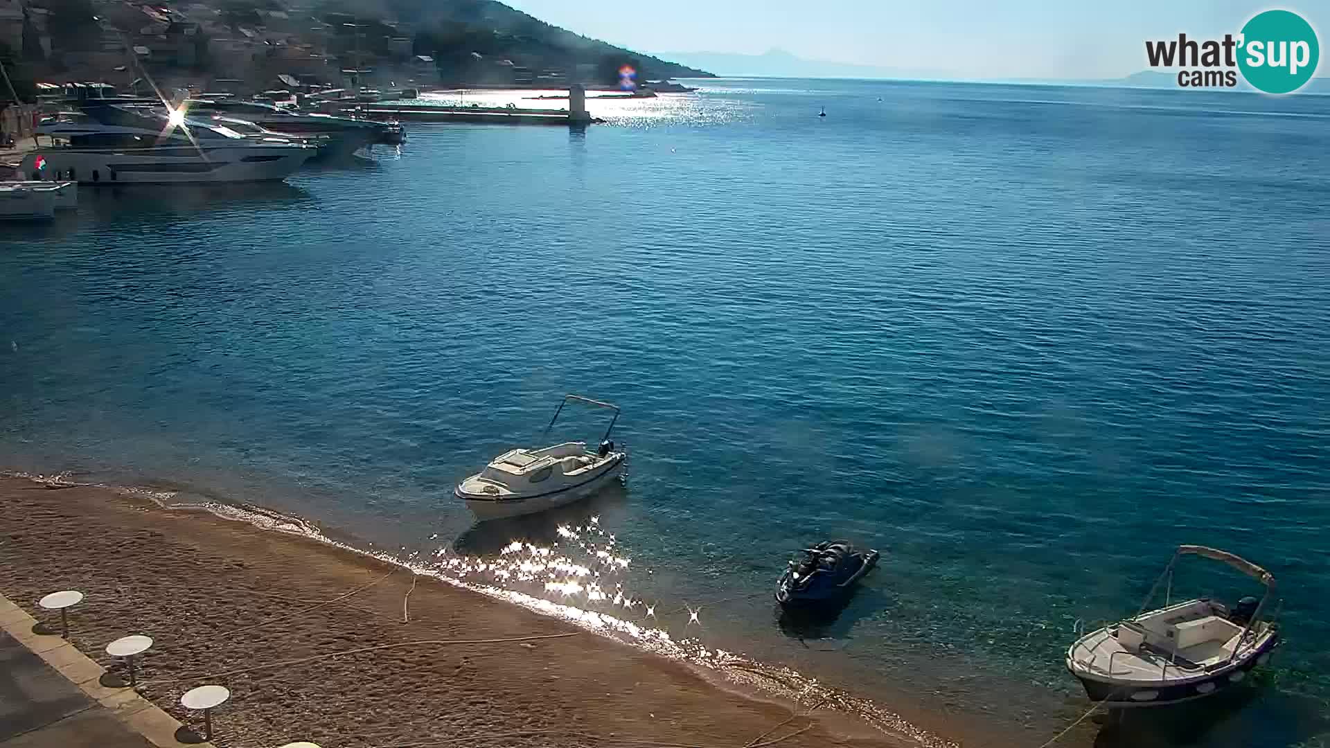 Webcam Bol Hafen & Ortszentrum – Liveblick aus Bol auf der Insel Brač