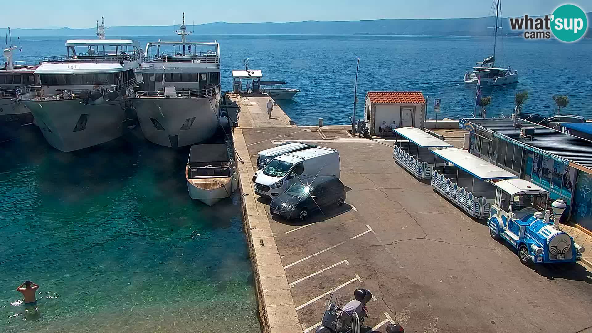 Webcam Bol Hafen & Ortszentrum – Liveblick aus Bol auf der Insel Brač