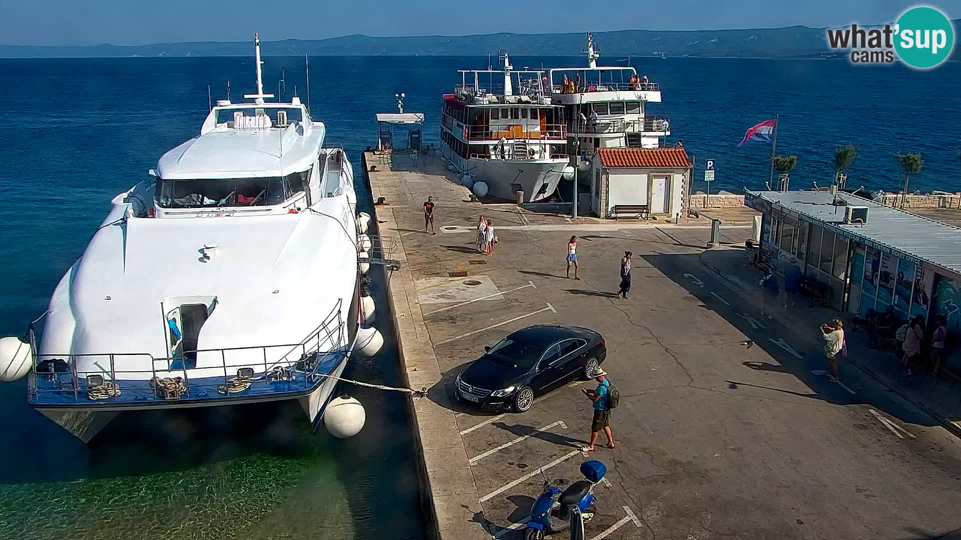 Webcam Bol Hafen & Ortszentrum – Liveblick aus Bol auf der Insel Brač