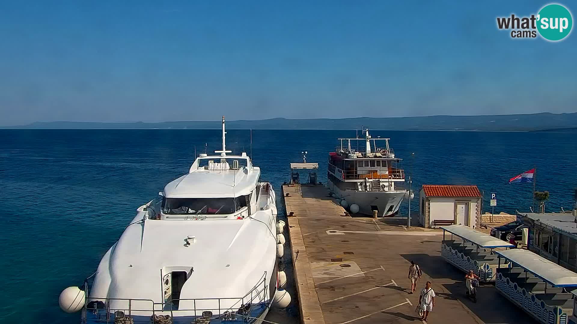 Webcam Bol Hafen & Ortszentrum – Liveblick aus Bol auf der Insel Brač