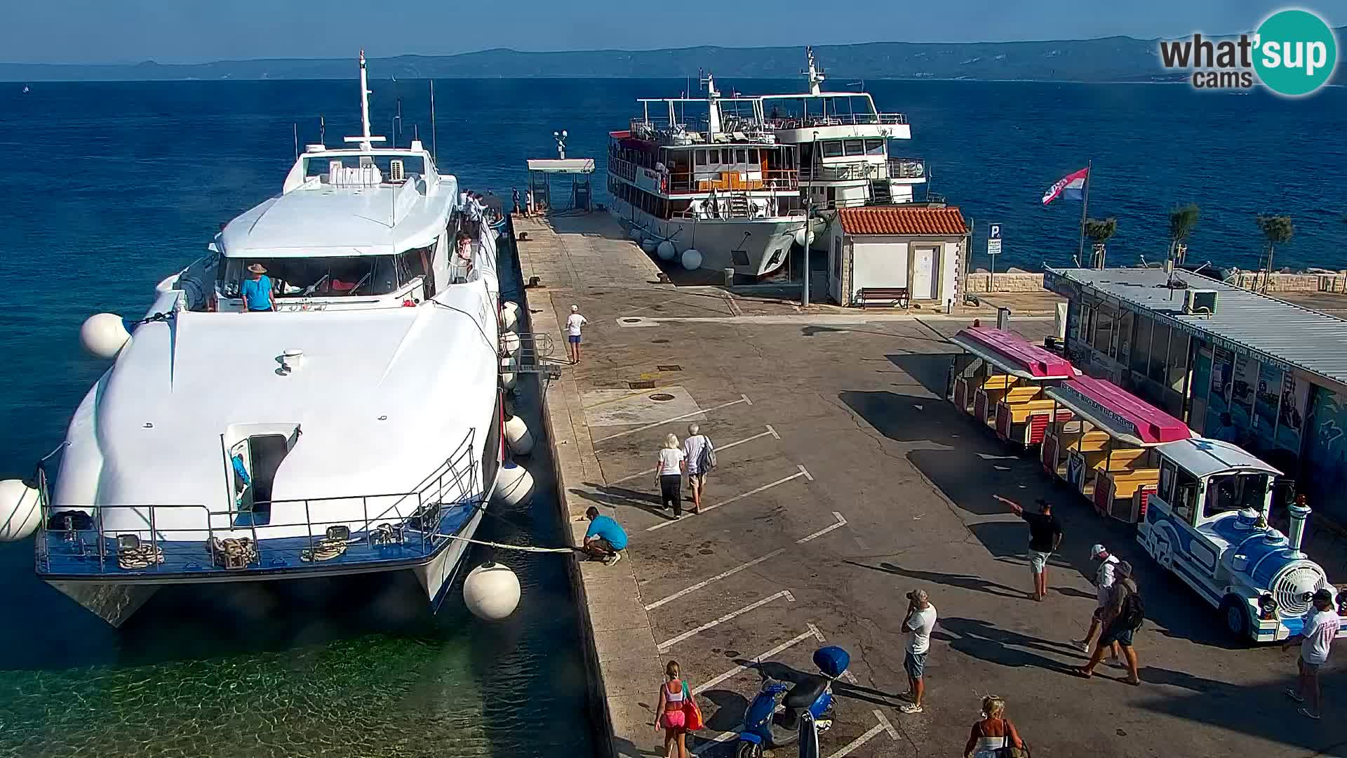 Webcam Bol Hafen & Ortszentrum – Liveblick aus Bol auf der Insel Brač