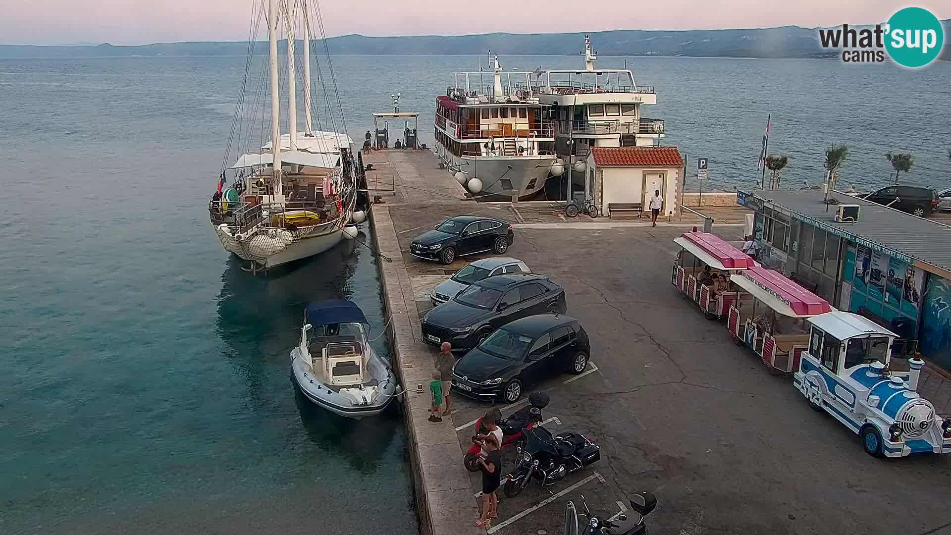 Webcam Bol Town Center & Marina – Live View from Bol, Brač