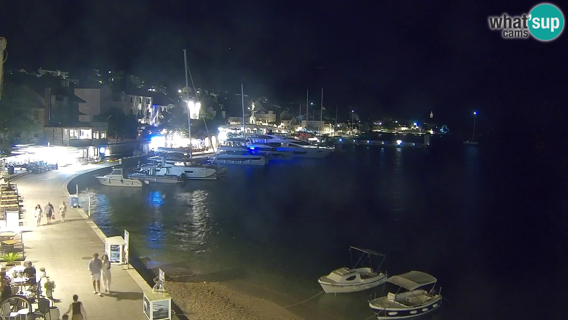 Webcam Bol Hafen & Ortszentrum – Liveblick aus Bol auf der Insel Brač