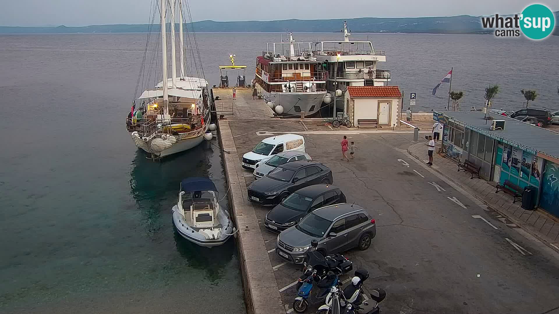 Webcam Bol Town Center & Marina – Live View from Bol, Brač