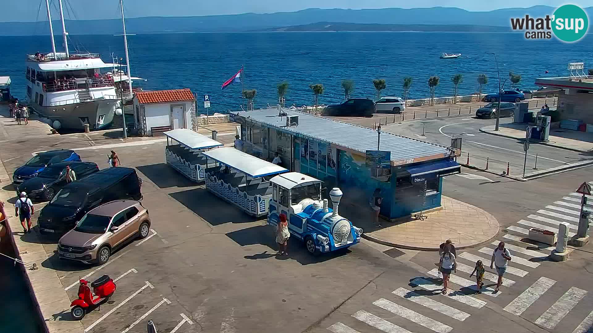 Webcam Bol Town Center & Marina – Live View from Bol, Brač