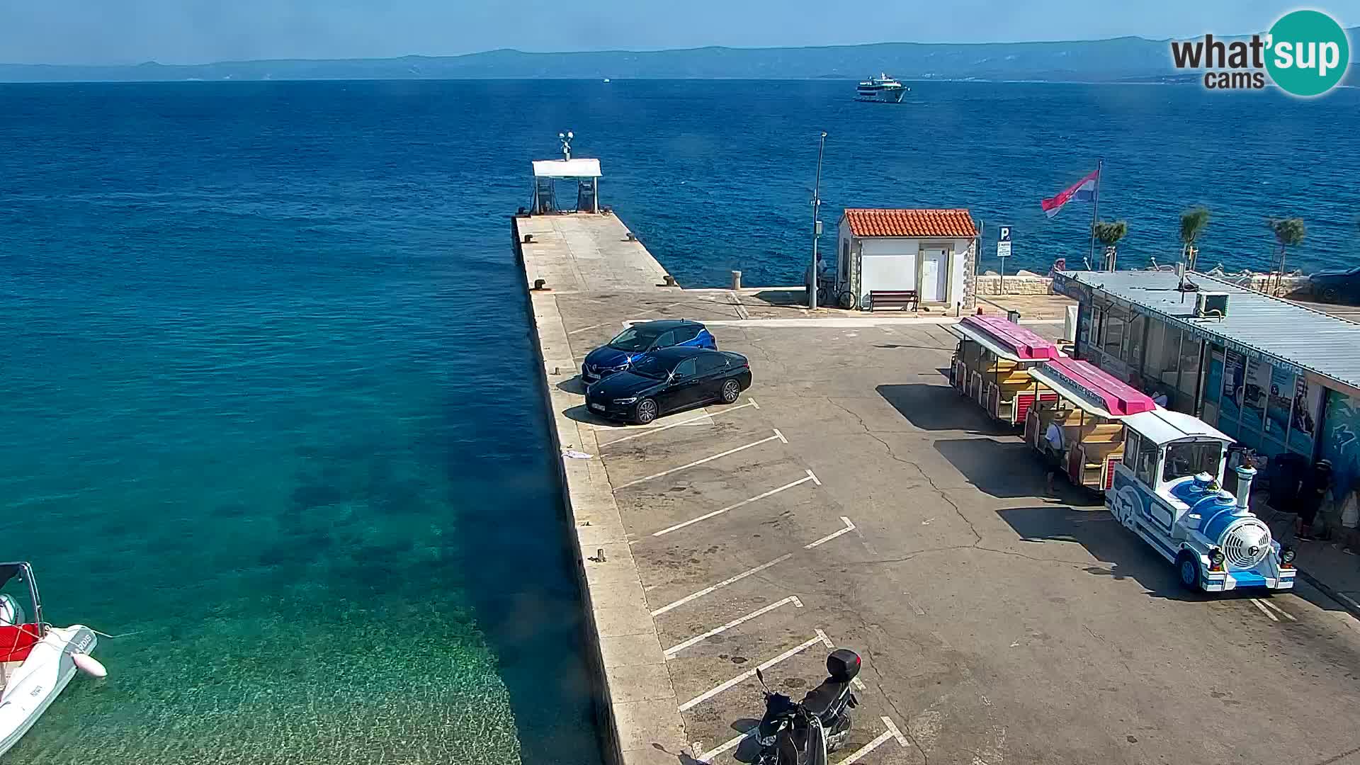 Webcam Bol Centro e Marina – Vista live dal porto di Bol