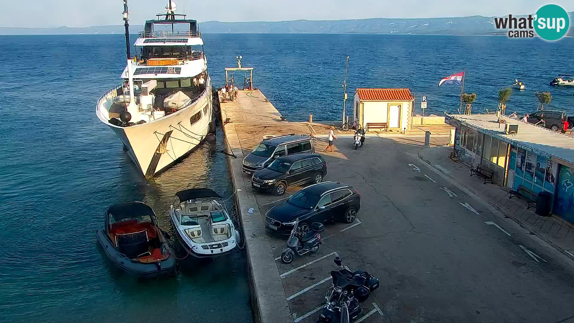 Webcam Bol centre-ville & marina – Vue en direct depuis Bol, île de Brač