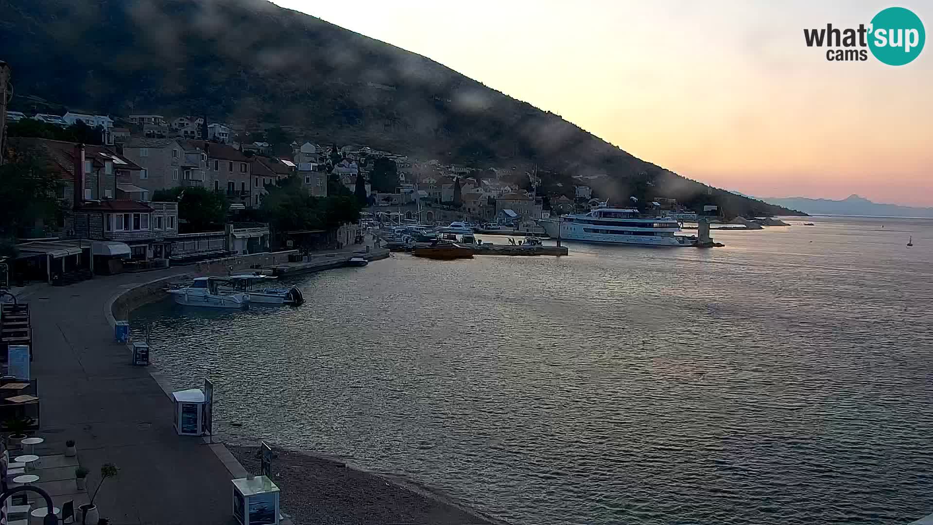 Webcam Bol Centre-Ville & Marina – Vue en direct depuis Bol, île de Brač