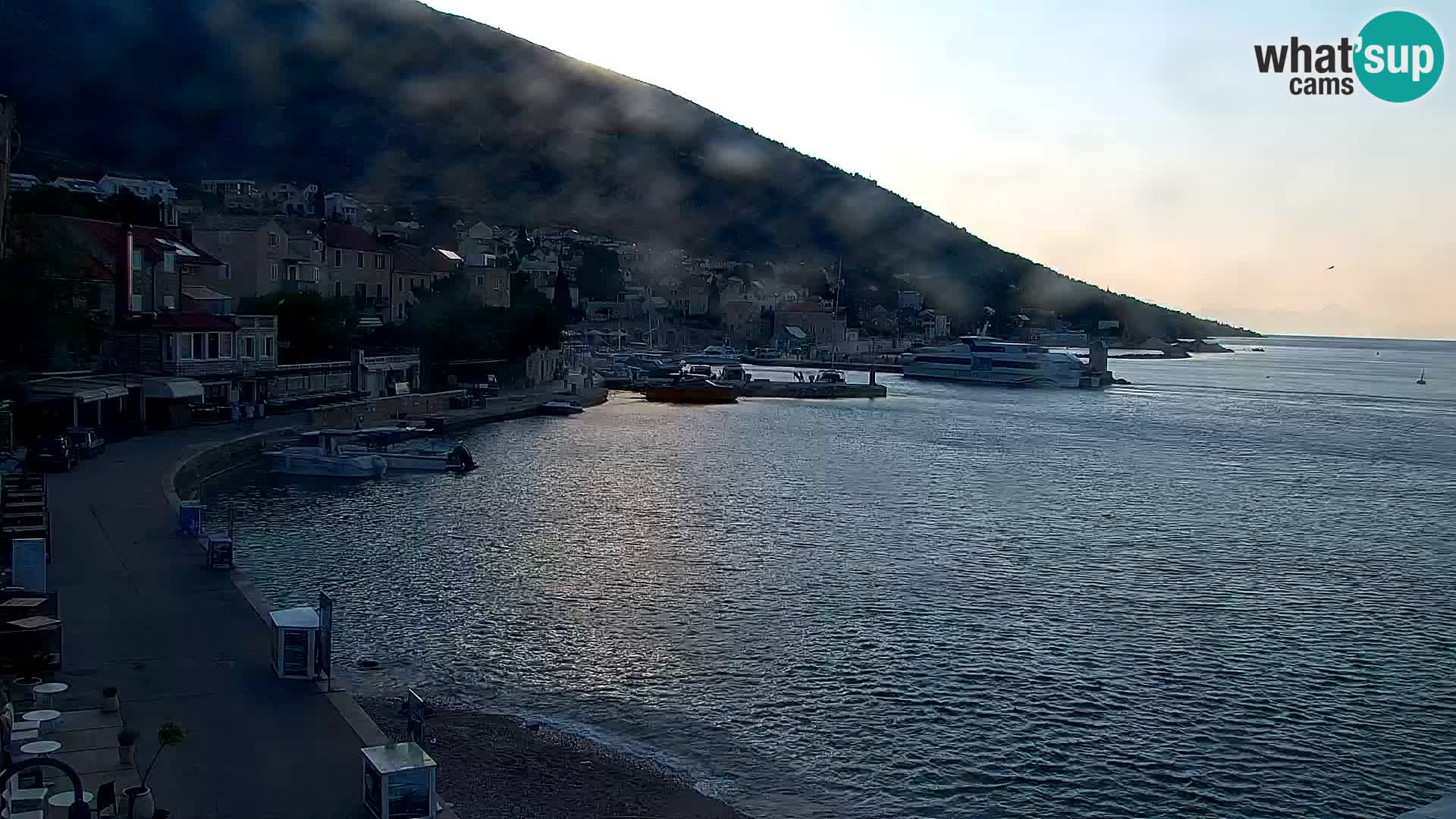 Webcam Bol Town Center & Marina – Live View from Bol, Brač